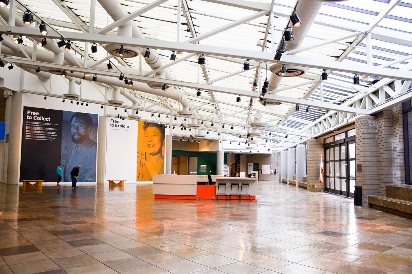 California African American Museum, atrium