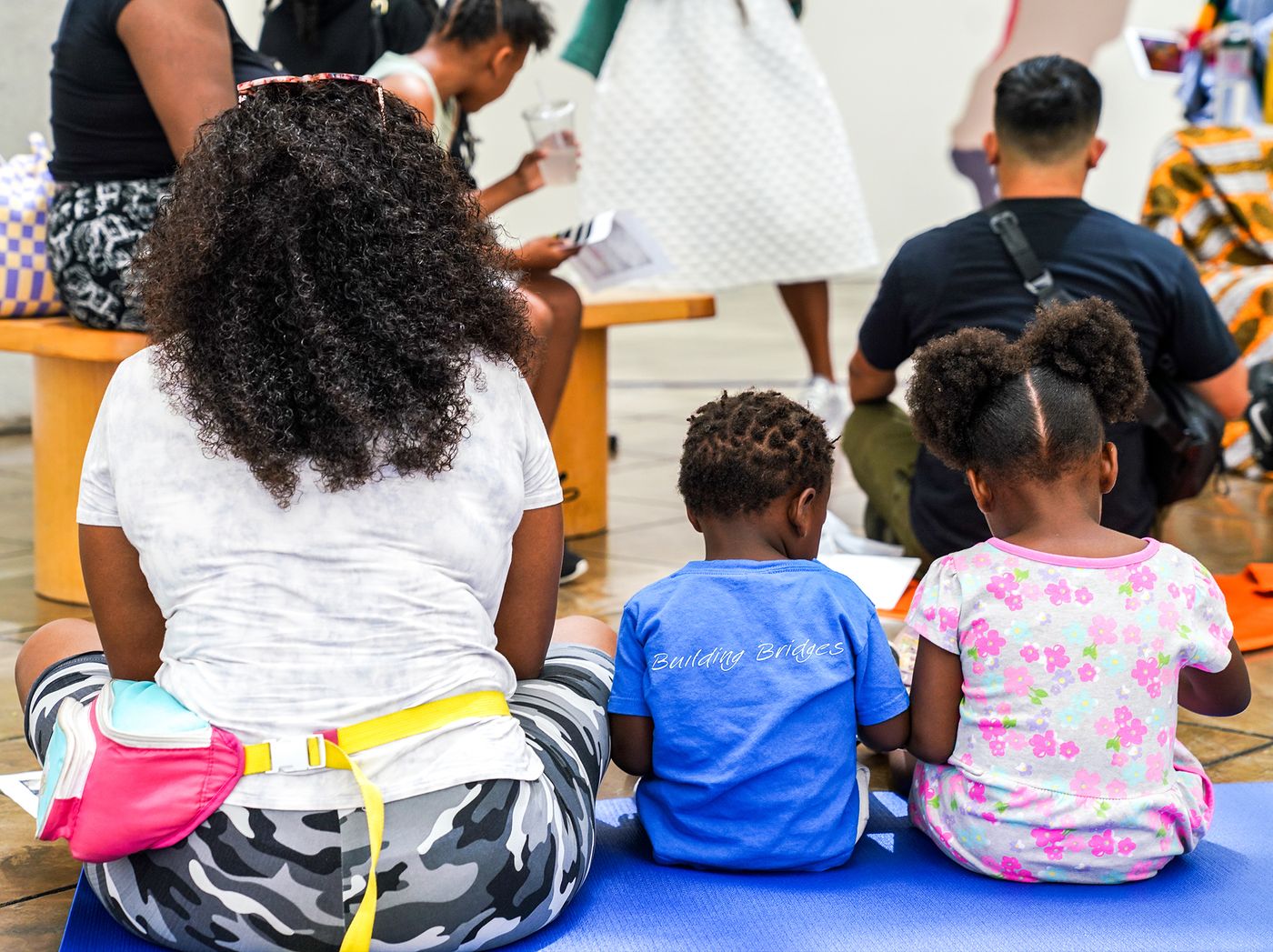 Spanish/English Story Time and Art Making for Families