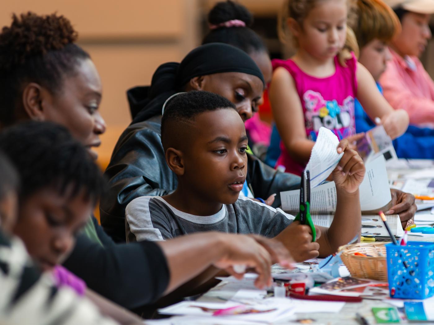 Women’s History Month Zine Workshop
