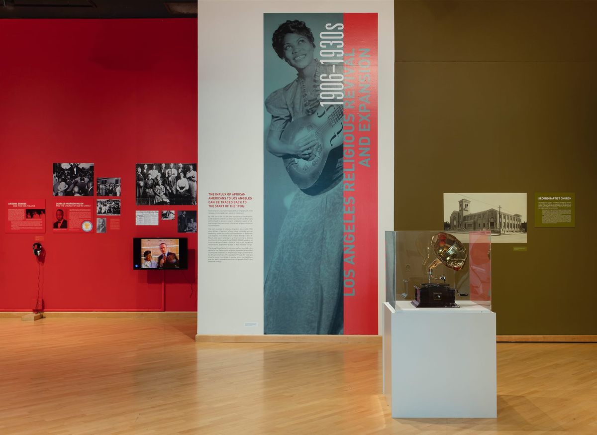 Installation view, 1906  - 1930s
