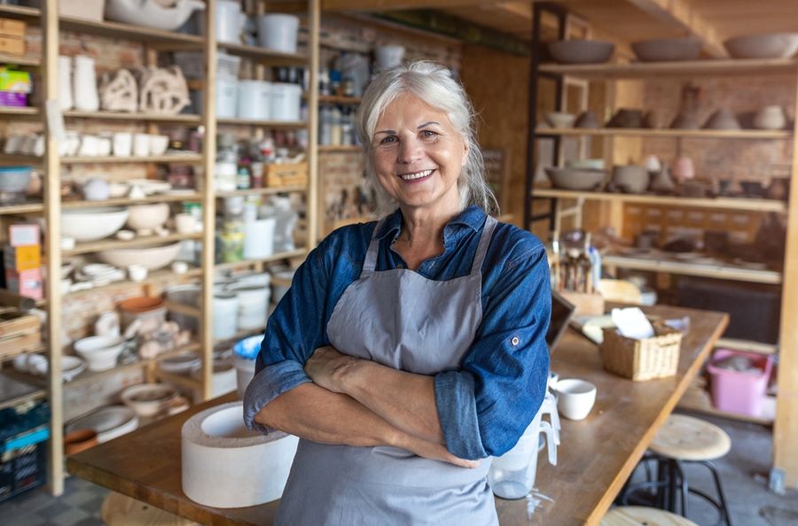 Older worker who collects Social Security while still working