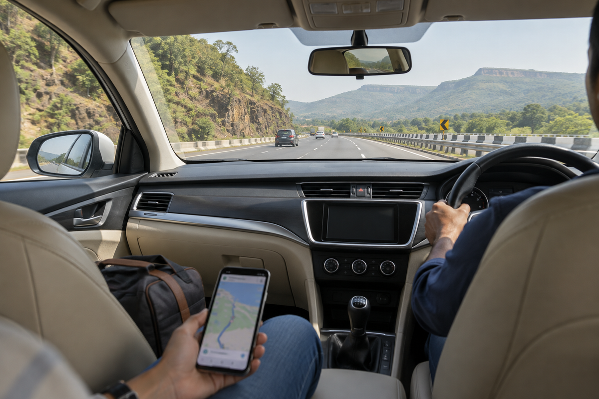 View from inside a car travelling on the Pune Mumbai Expressway