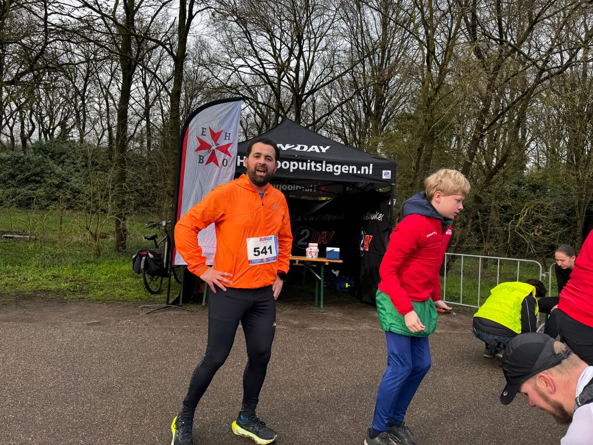 Loopgroep Grave bij de halve marathon Sint Anthonis - foto 14