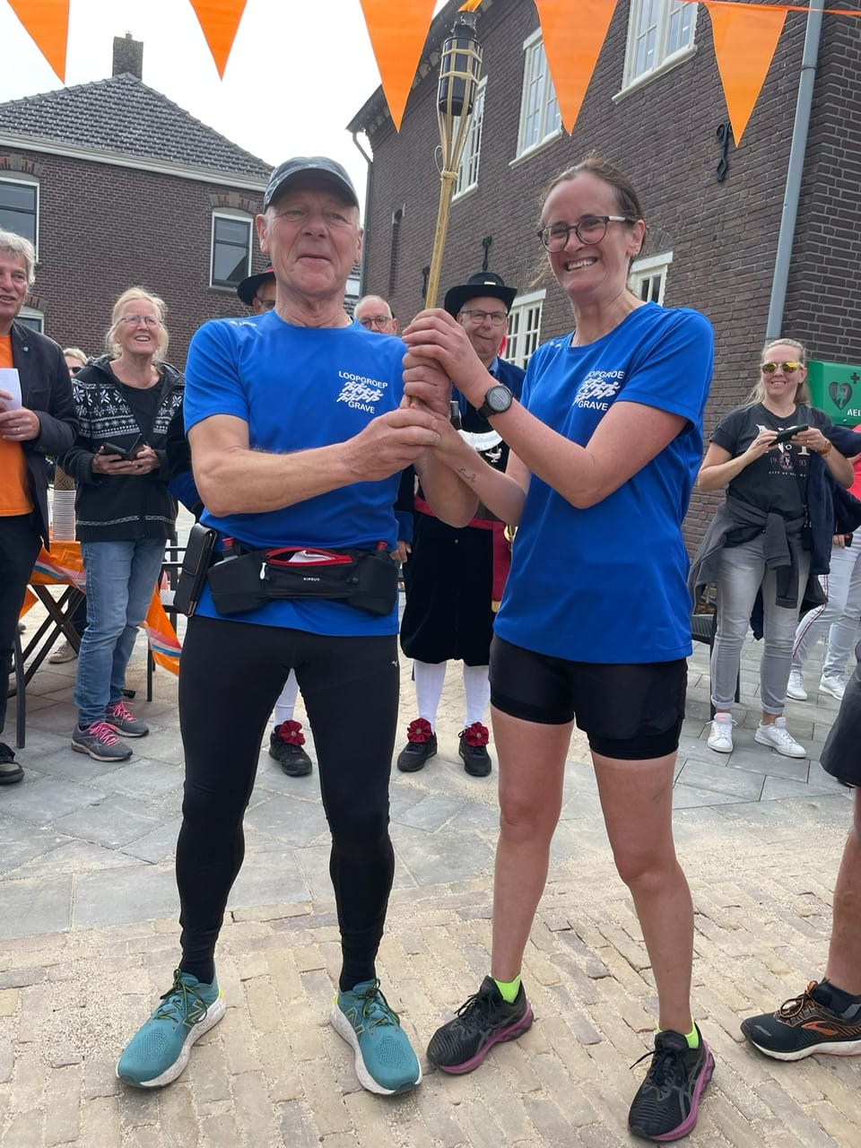 Estafetteloop met het bevrijdingsvuur - foto 4