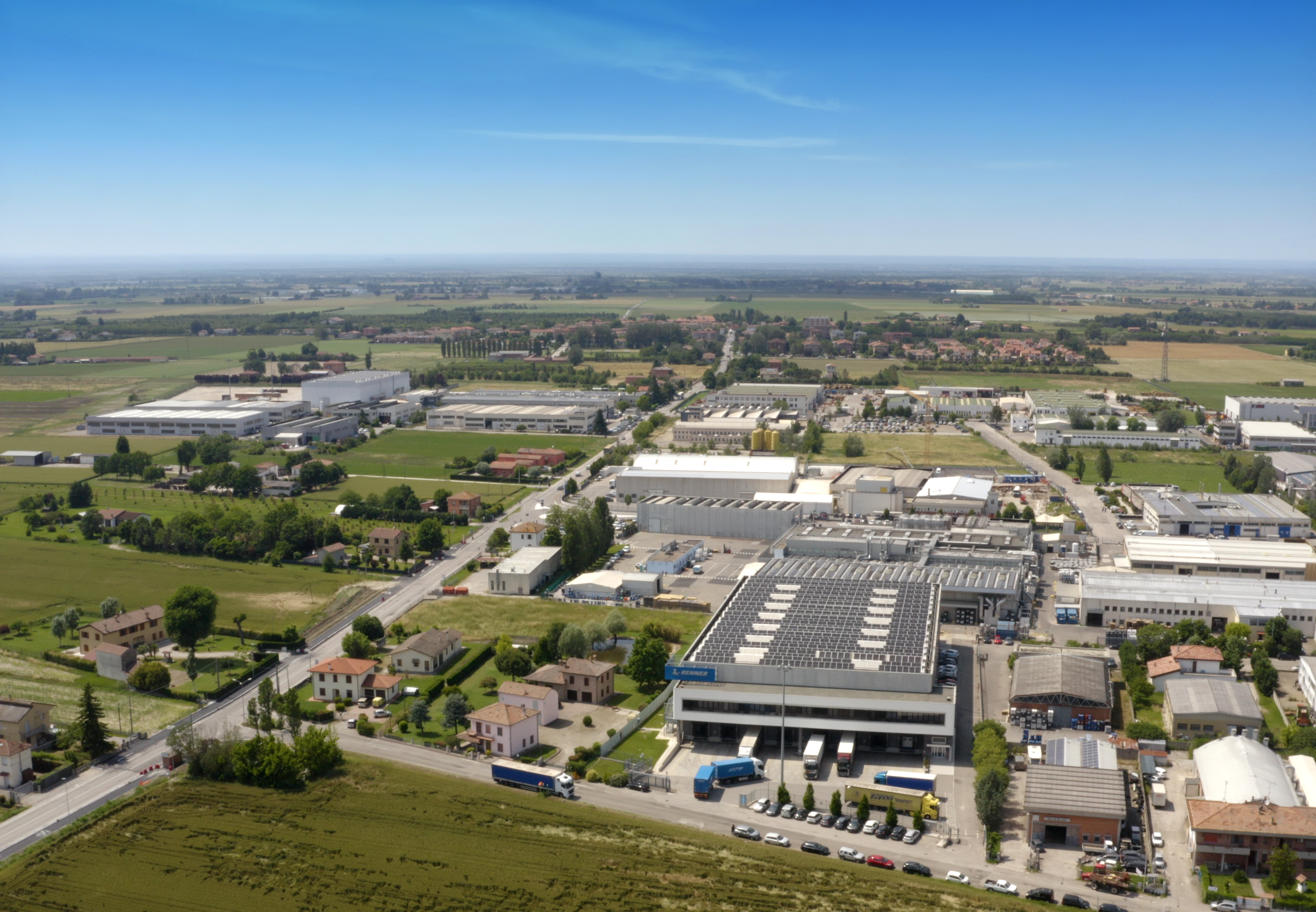 Stabilimento Renner Italia — veduta aerea