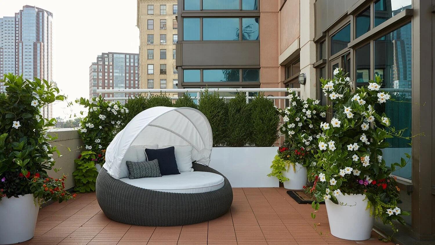 tamu-rasheba-green-cc-outdoor-terrace-1.jpg