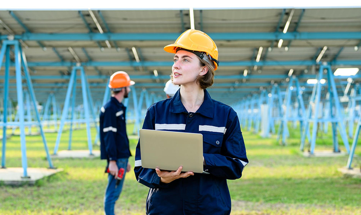 Sustainable Field Service: How Service Businesses Can Go Green and Stay Profitable