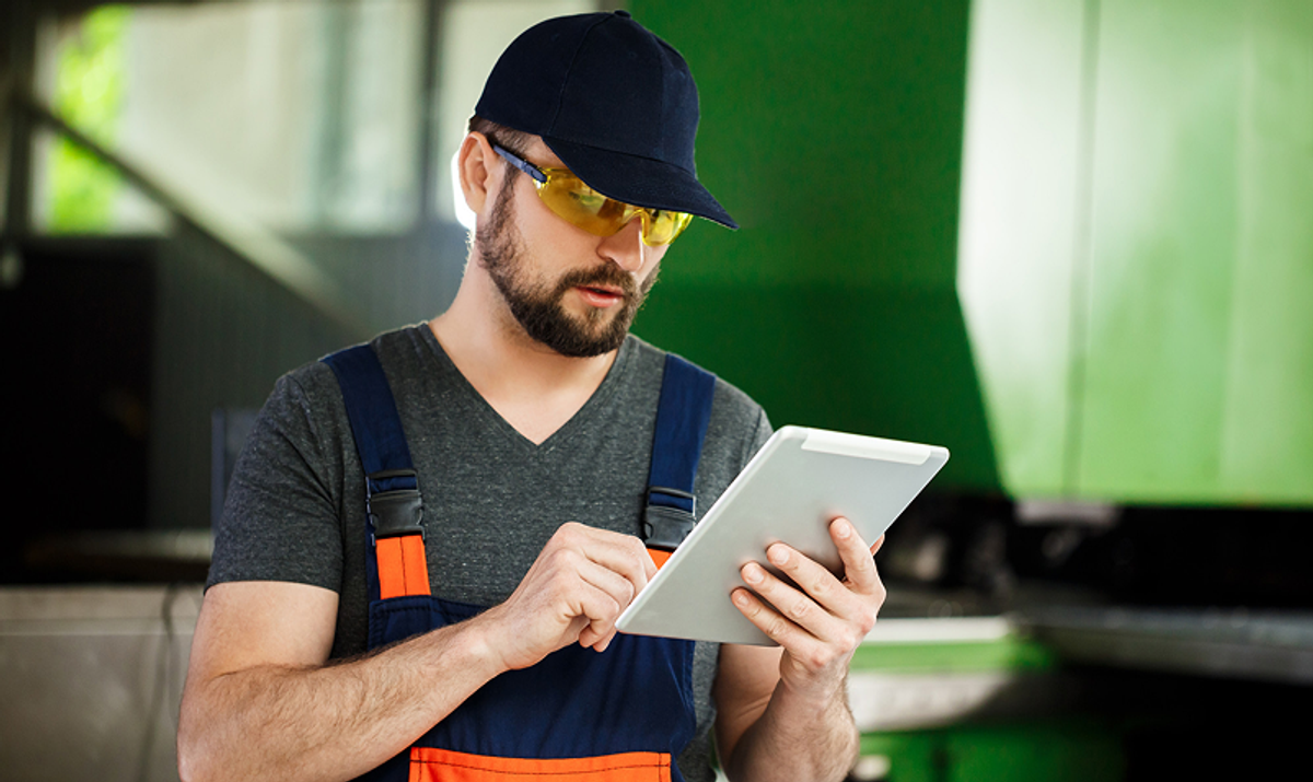 How to Build the Perfect Field Visit Checklist for Your Field Service Team