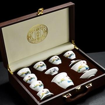 Элитный чайний набор 11 предметов в чемодане из эко-кожи