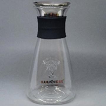 Графин с клапаном и силиконовой накладкой «KAMJOVE», 1200 мл.