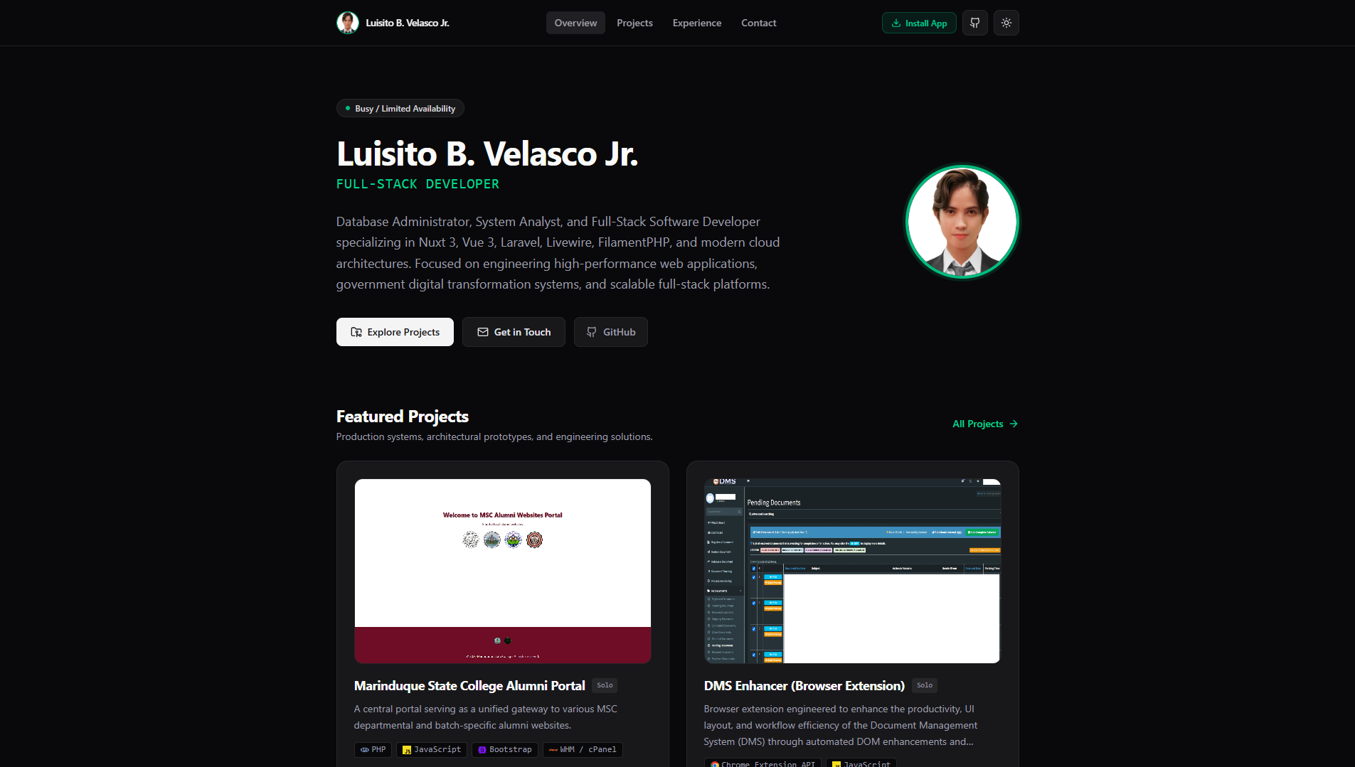 Velascode portfolio v2 homepage featuring full-stack developer intro, featured projects grid, and app install option