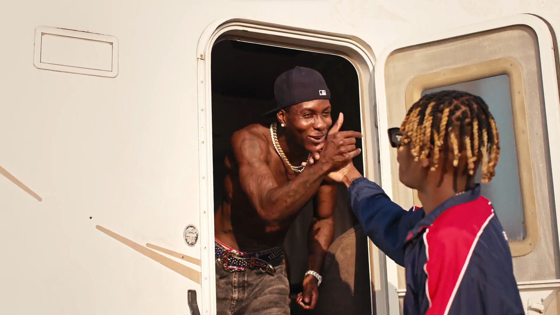 Savage & King Perryy ft PsychoYP