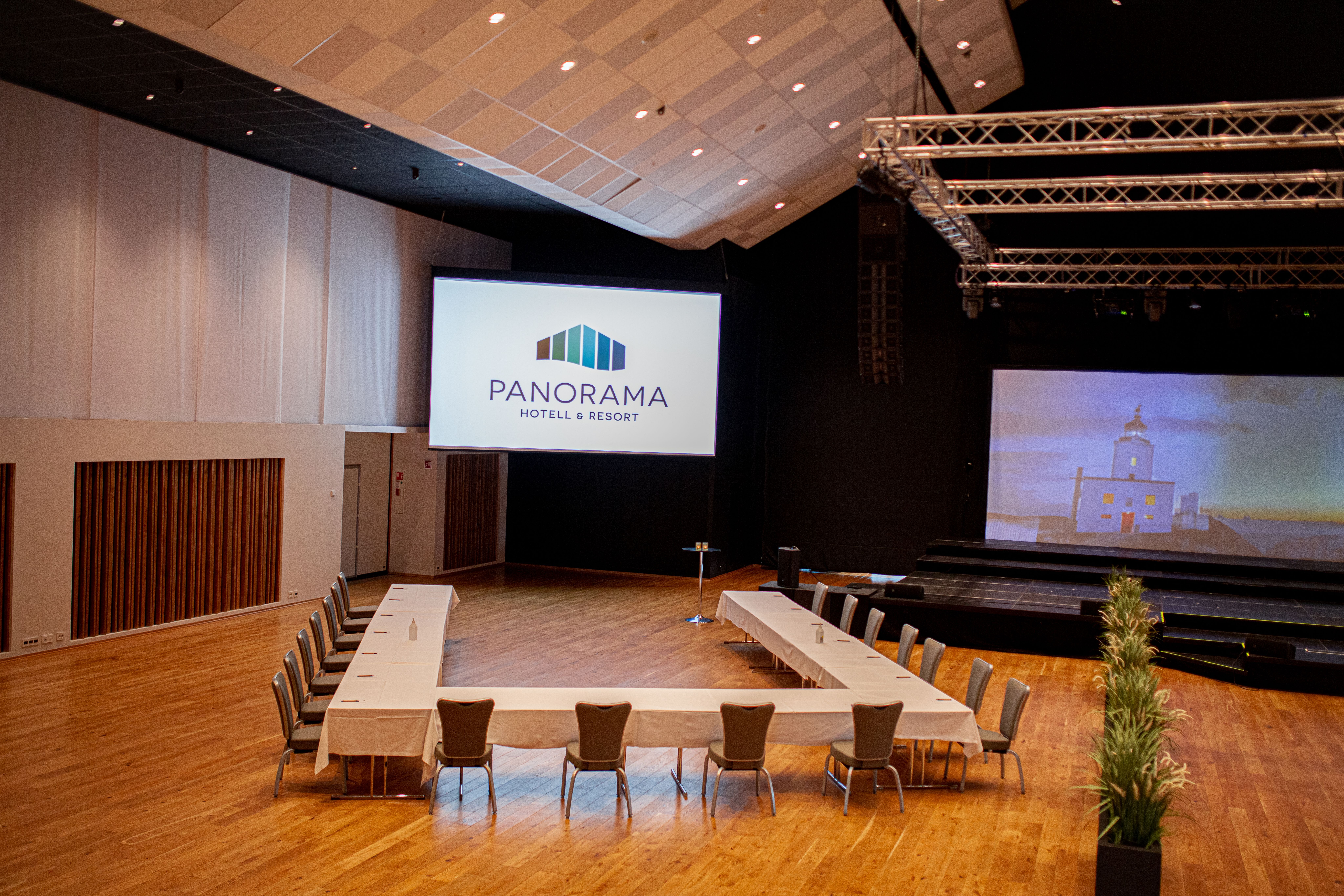 The picture shows the conference and meeting room for the management meeting at Panorama Hotel