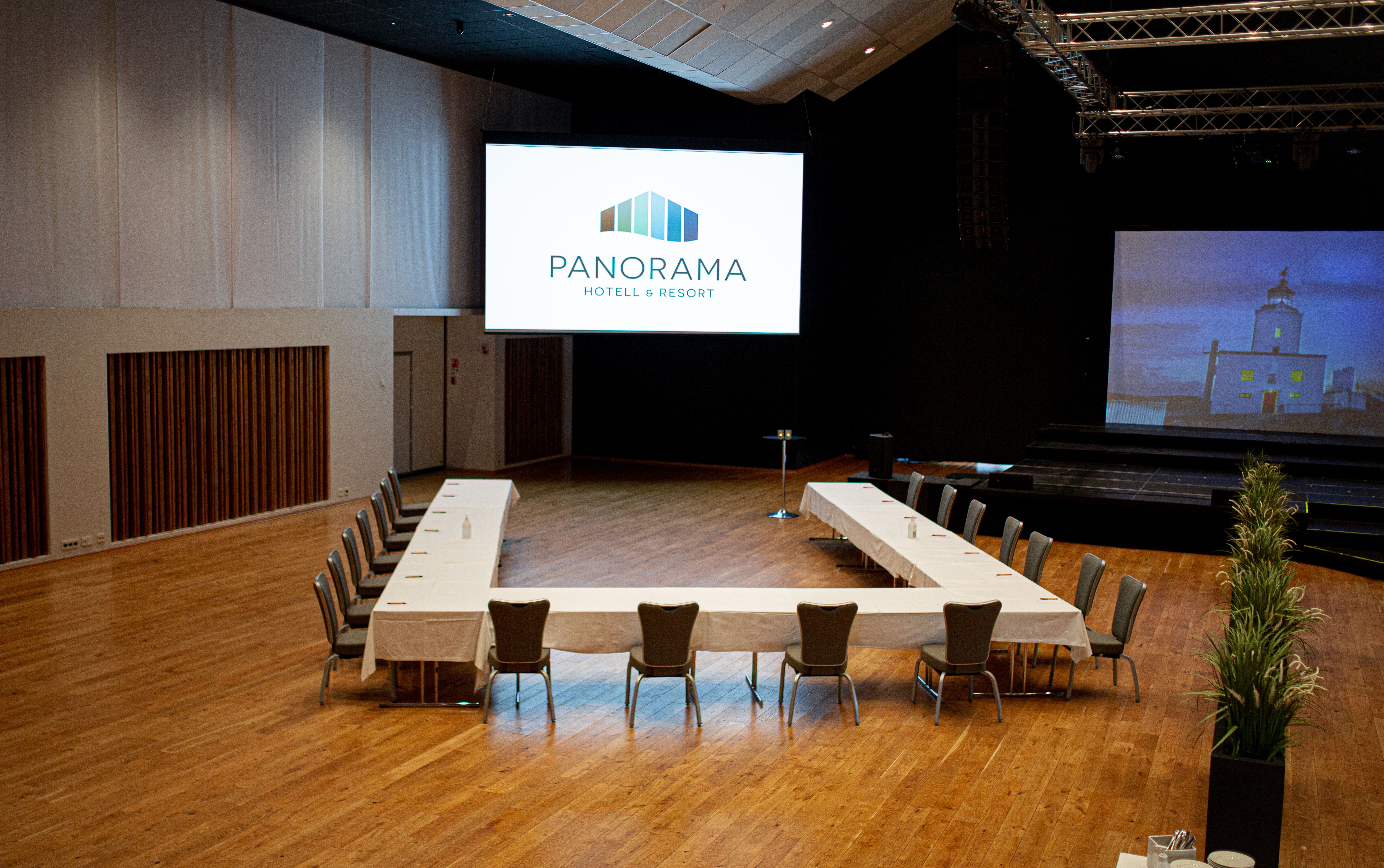 Bildet viser konferanse og møterom til ledersamling på Panorama Hotell 