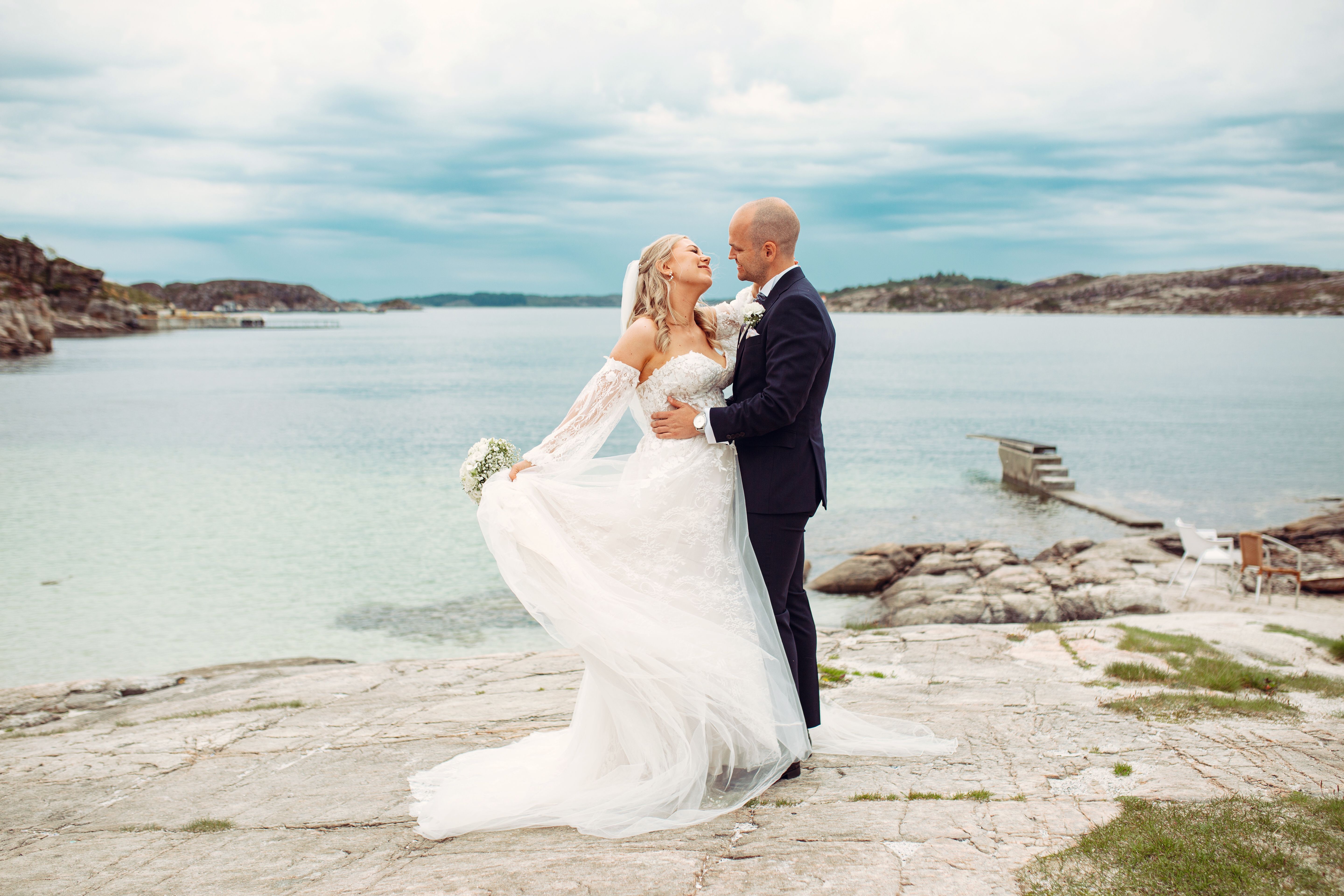 Wedding by the sea on Sotra, Panorama Hotel