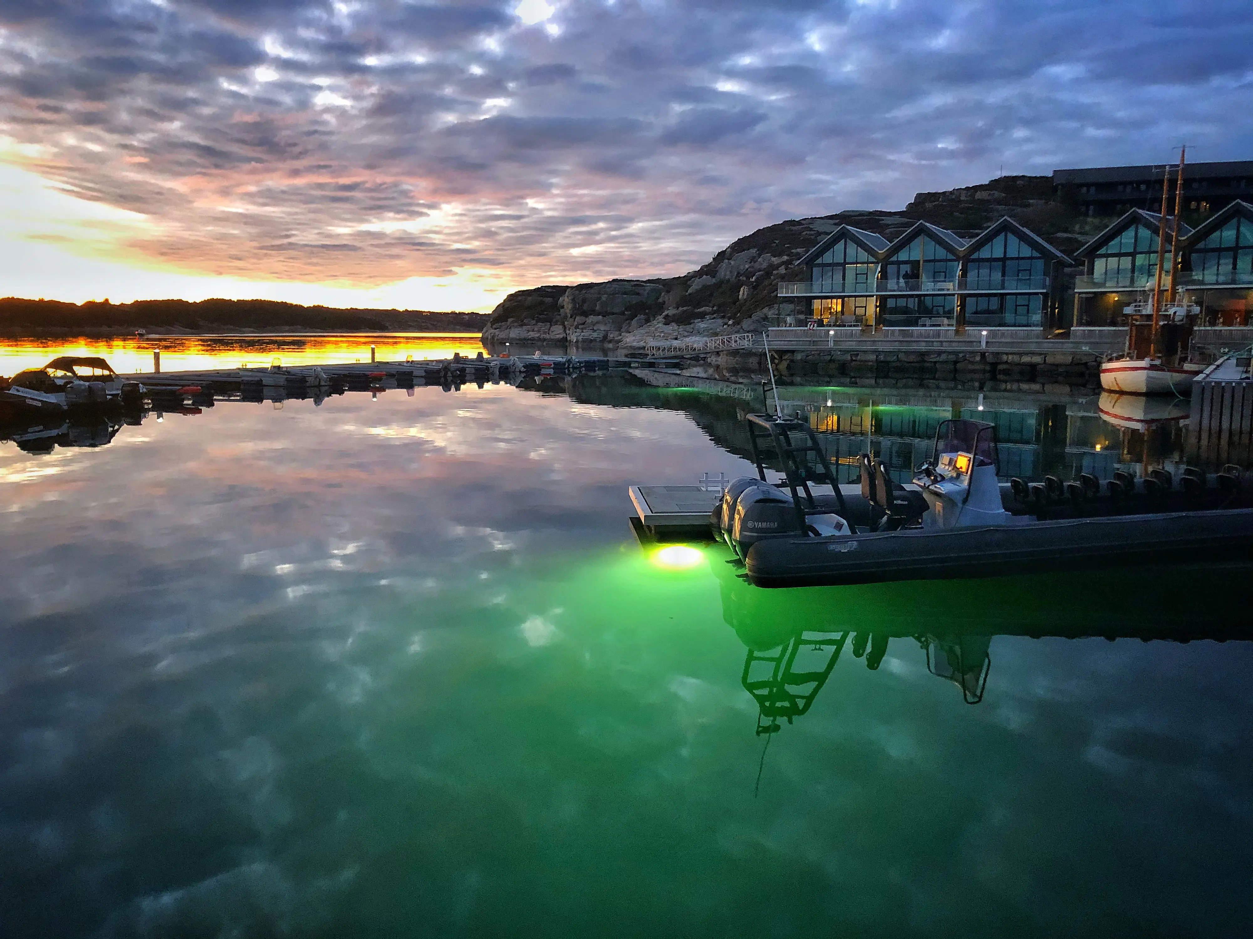 rorbuer, hytte ved sjøen, panorama hotell sotra