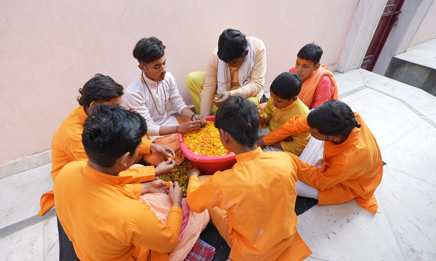 Best Time to Worship Lord Shiva - SiddhiStar Narwar Dham Parampara