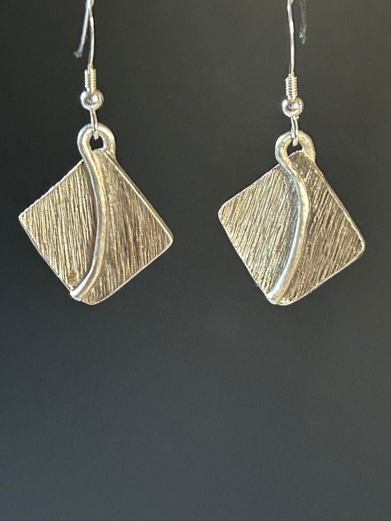  Simply Elegant Silver Earrings