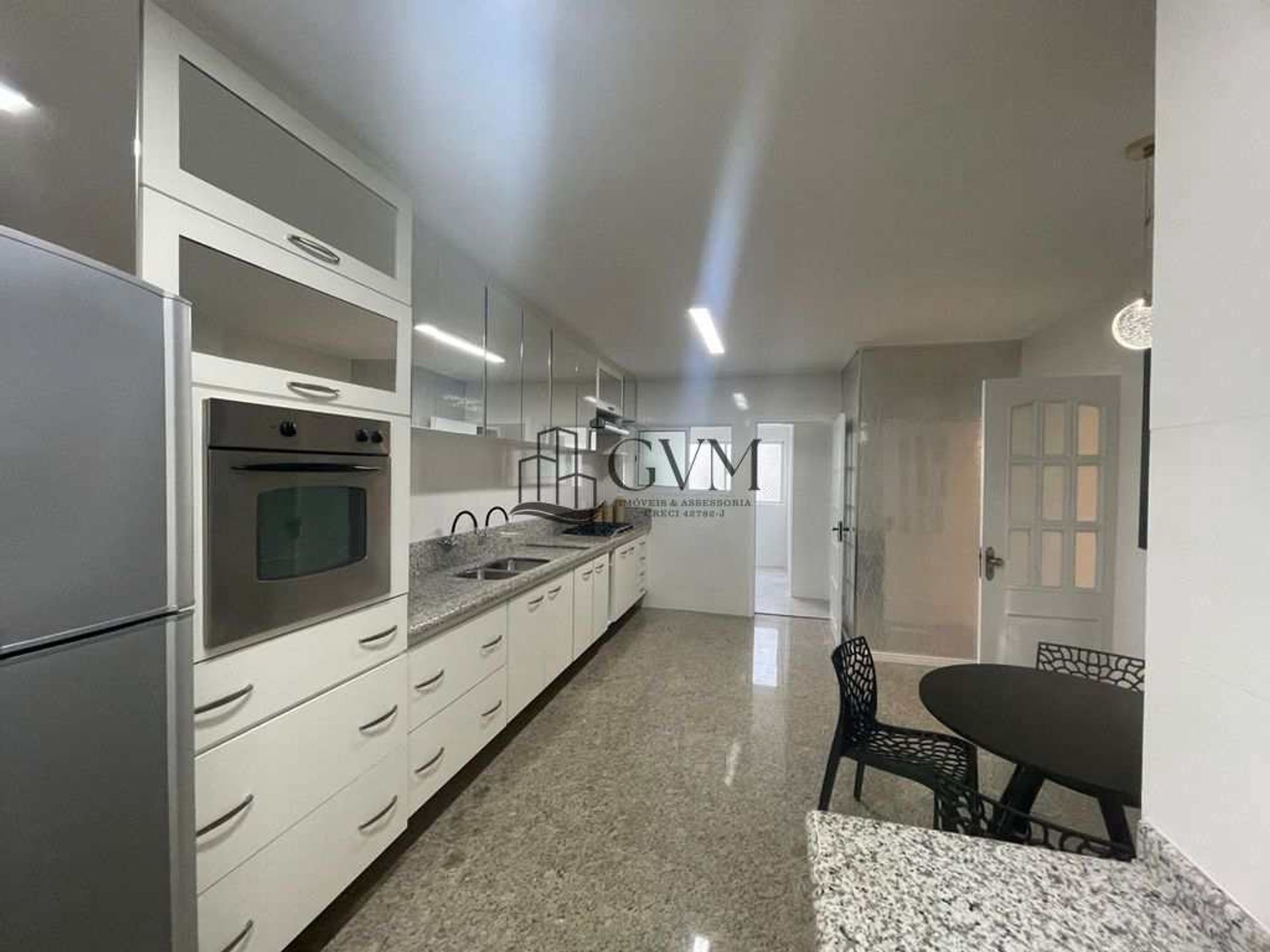 Foto 6 do imóvel Apartamento frente mar no Canto do Forte, Praia Grande - SP