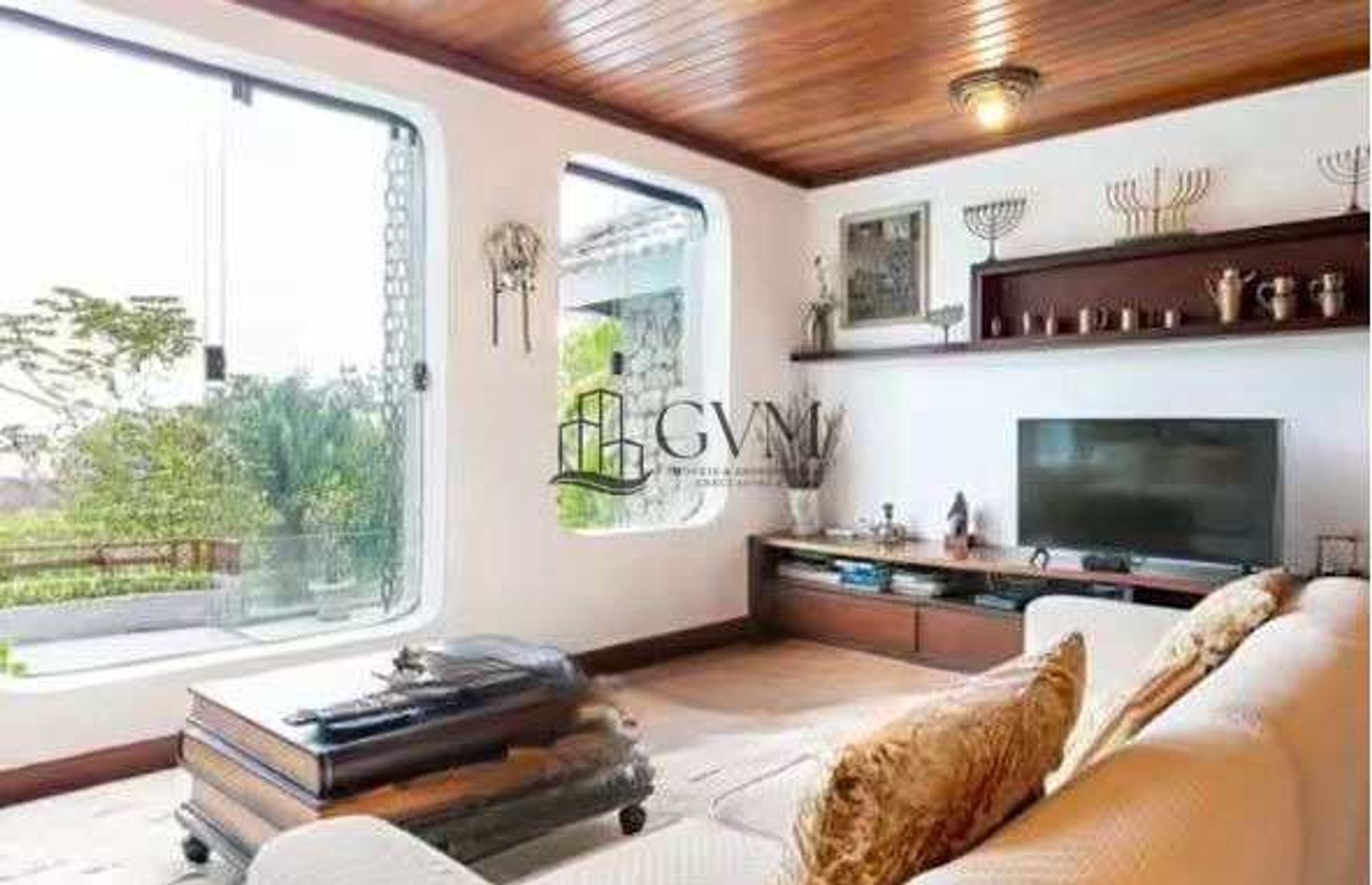 Interior do imóvel Casa de Condomínio com 5 quartos, Balneario Praia do Perequê, Guarujá