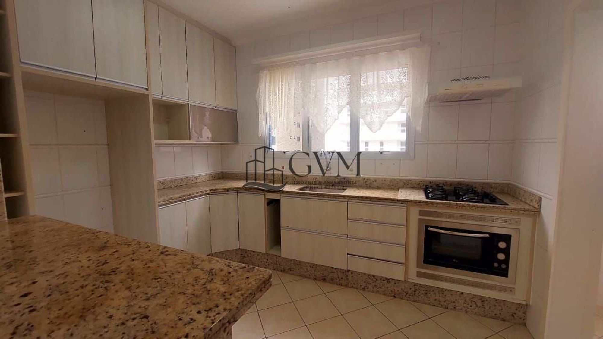 Mais fotos do imóvel Apartamento com 2 quartos sendo suíte - Canto do Forte - Praia Grande/SP