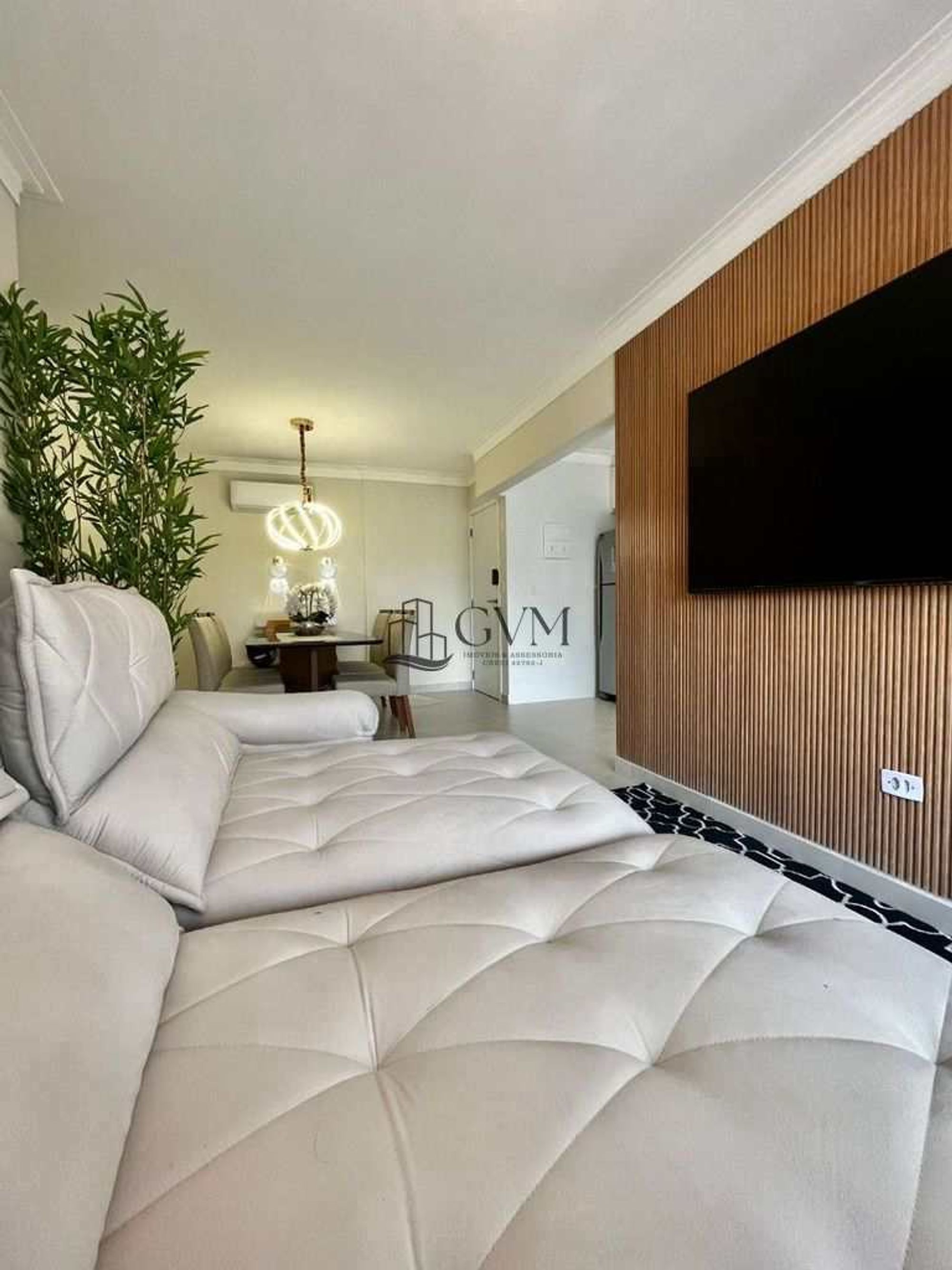 Mais fotos do imóvel 2 dormitórios, sendo uma suíte, Boqueirão, Praia Grande, SP.