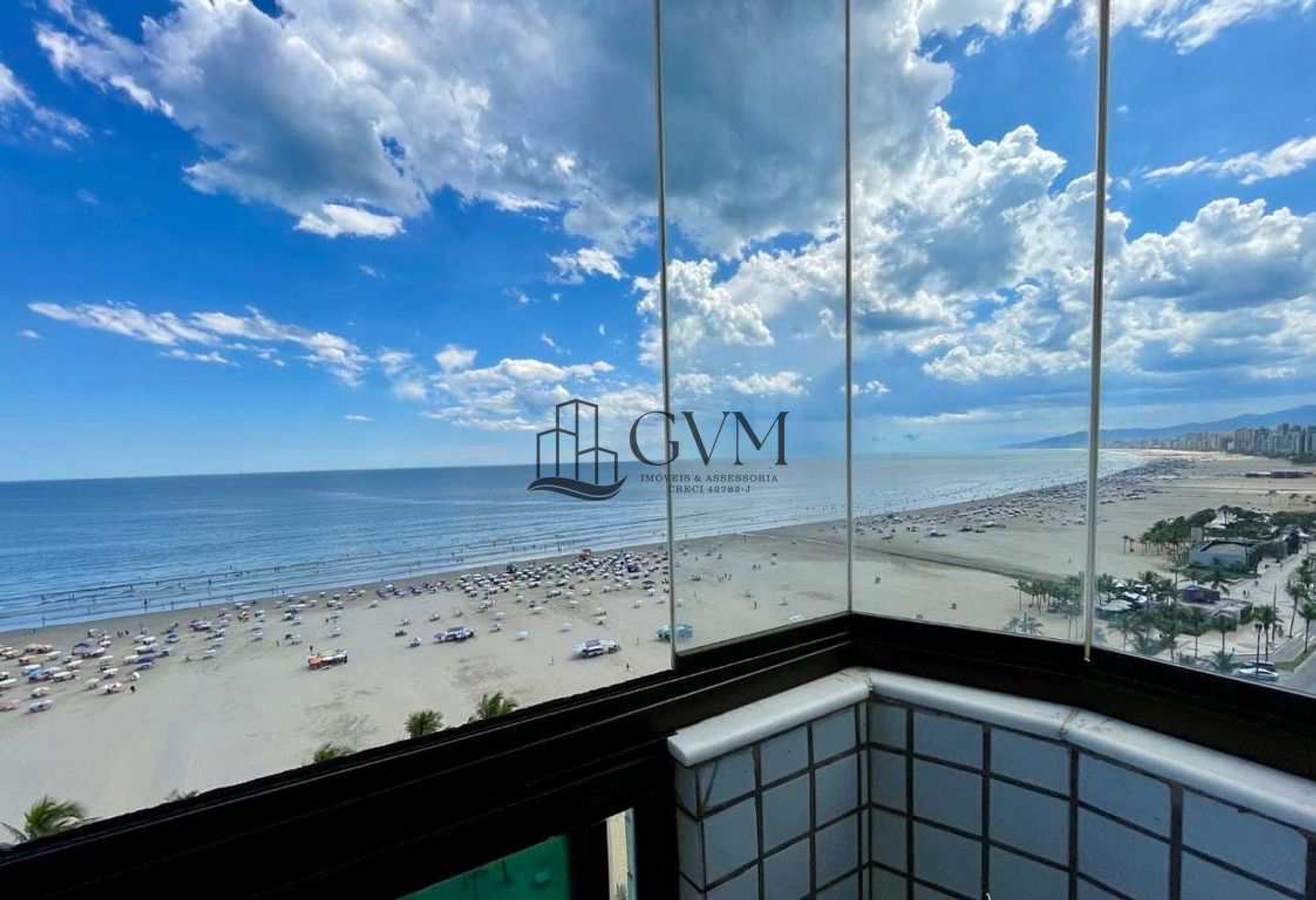 Interior do imóvel Apartamento frente mar com 3 quartos à venda no Boqueirão em Praia Grande