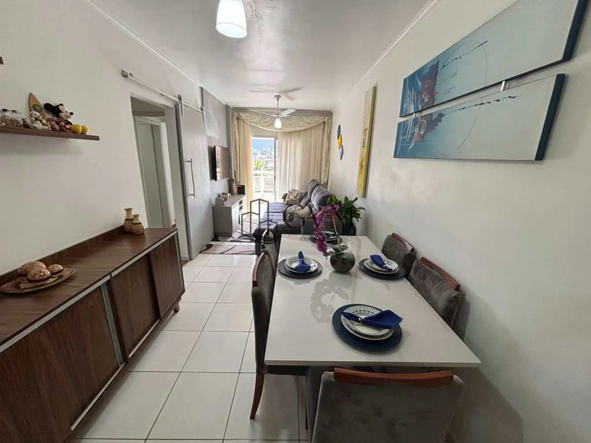 Foto principal do imóvel Apartamento de 2 quartos no Canto do Forte em Praia Grande/SP em Canto do Forte