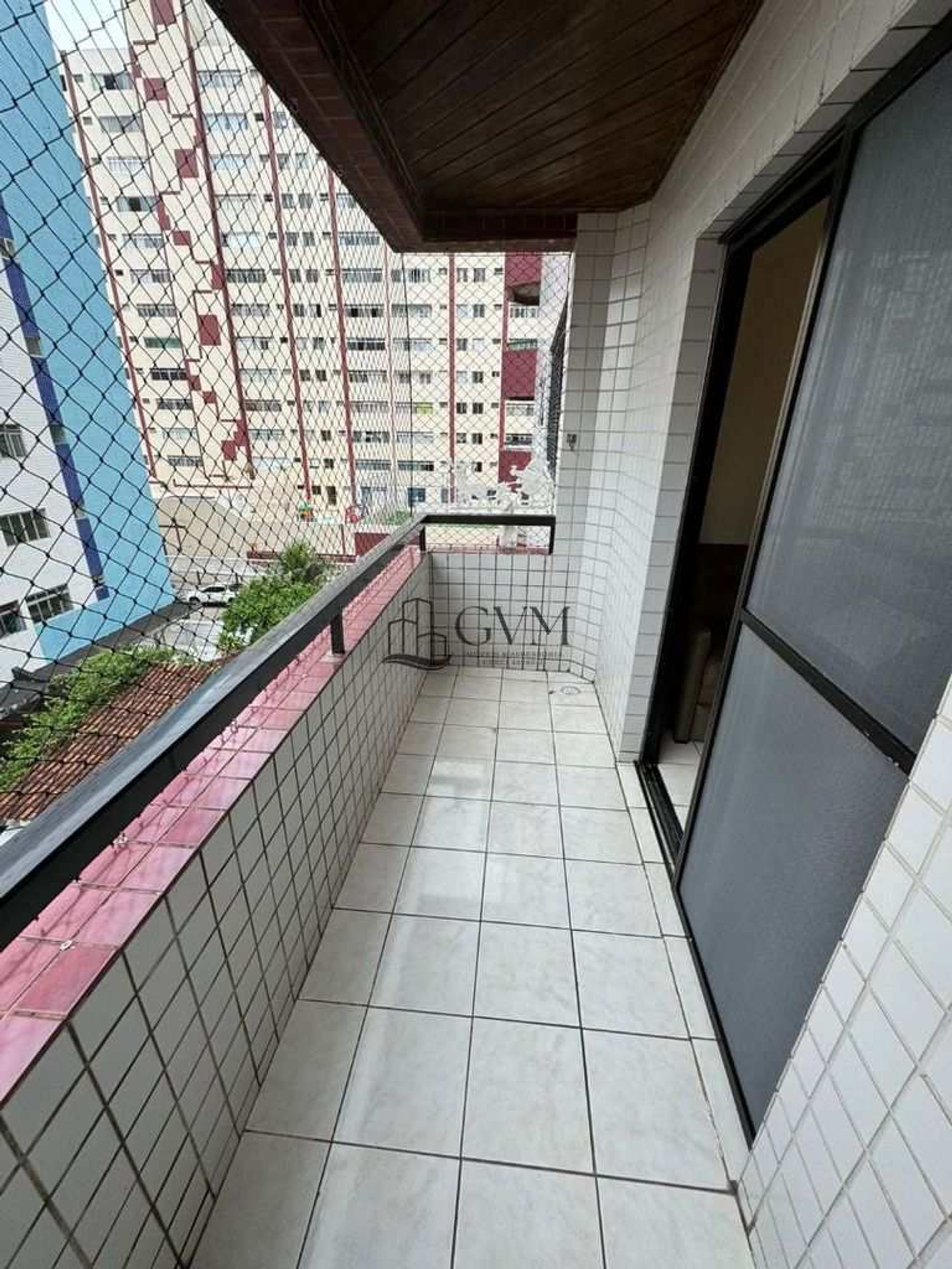 Mais fotos do imóvel Guilhermina, Praia Grande, SP, 2 quartos sendo uma suíte.