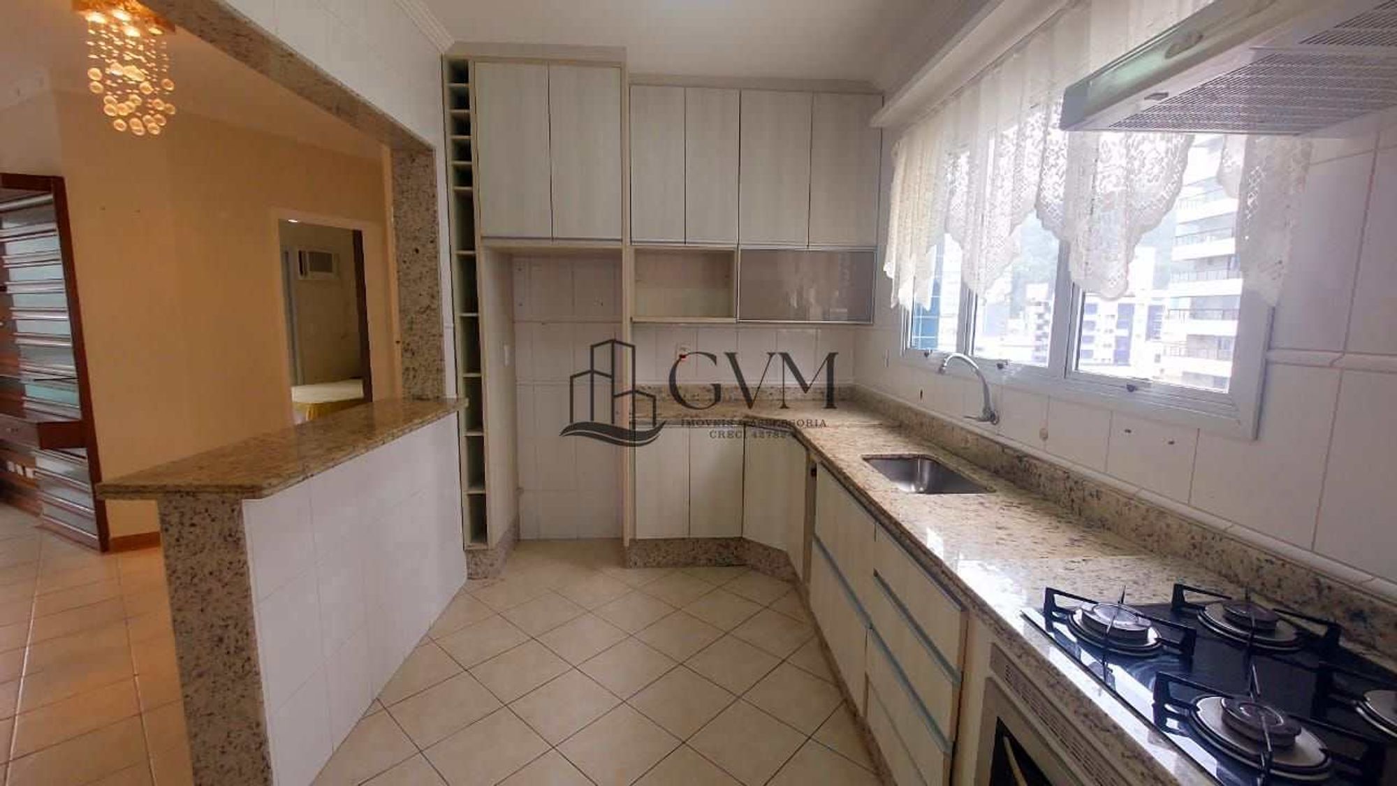 Interior do imóvel Apartamento com 2 quartos sendo suíte - Canto do Forte - Praia Grande/SP