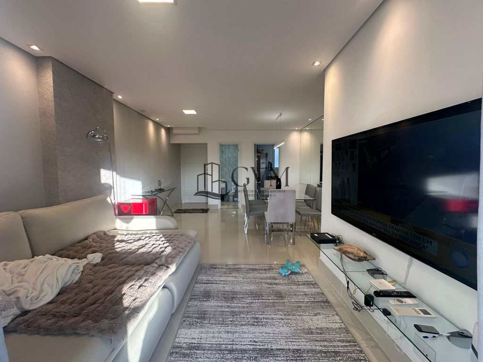 Foto 5 do imóvel Apartamento com 2 suítes á venda no Canto do Forteem Praia Grande