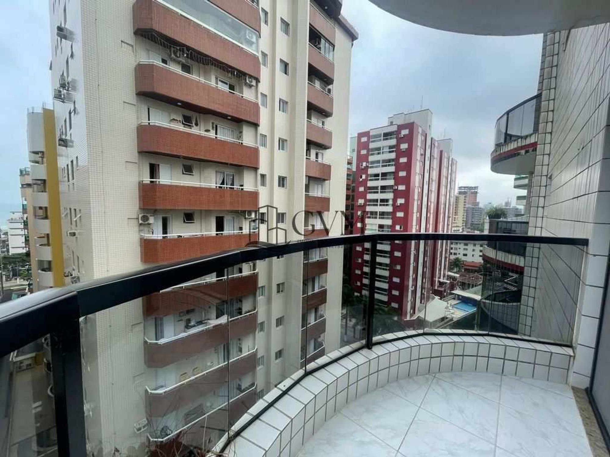 Foto 5 do imóvel Apartamento no Canto do Forte em Praia Grande/SP