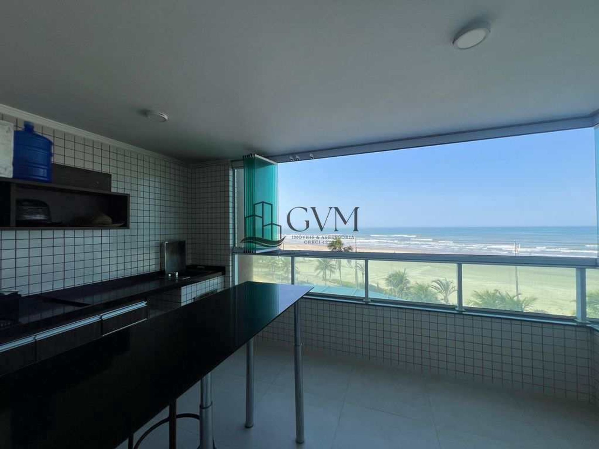 Foto 6 do imóvel Apartamento com 2 quartos frente mar á venda no Maracanã em Praia Grande