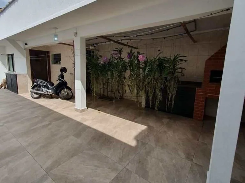 Mais fotos do imóvel Casa de alto padrão no Canto do Forte, Praia Grande, SP.