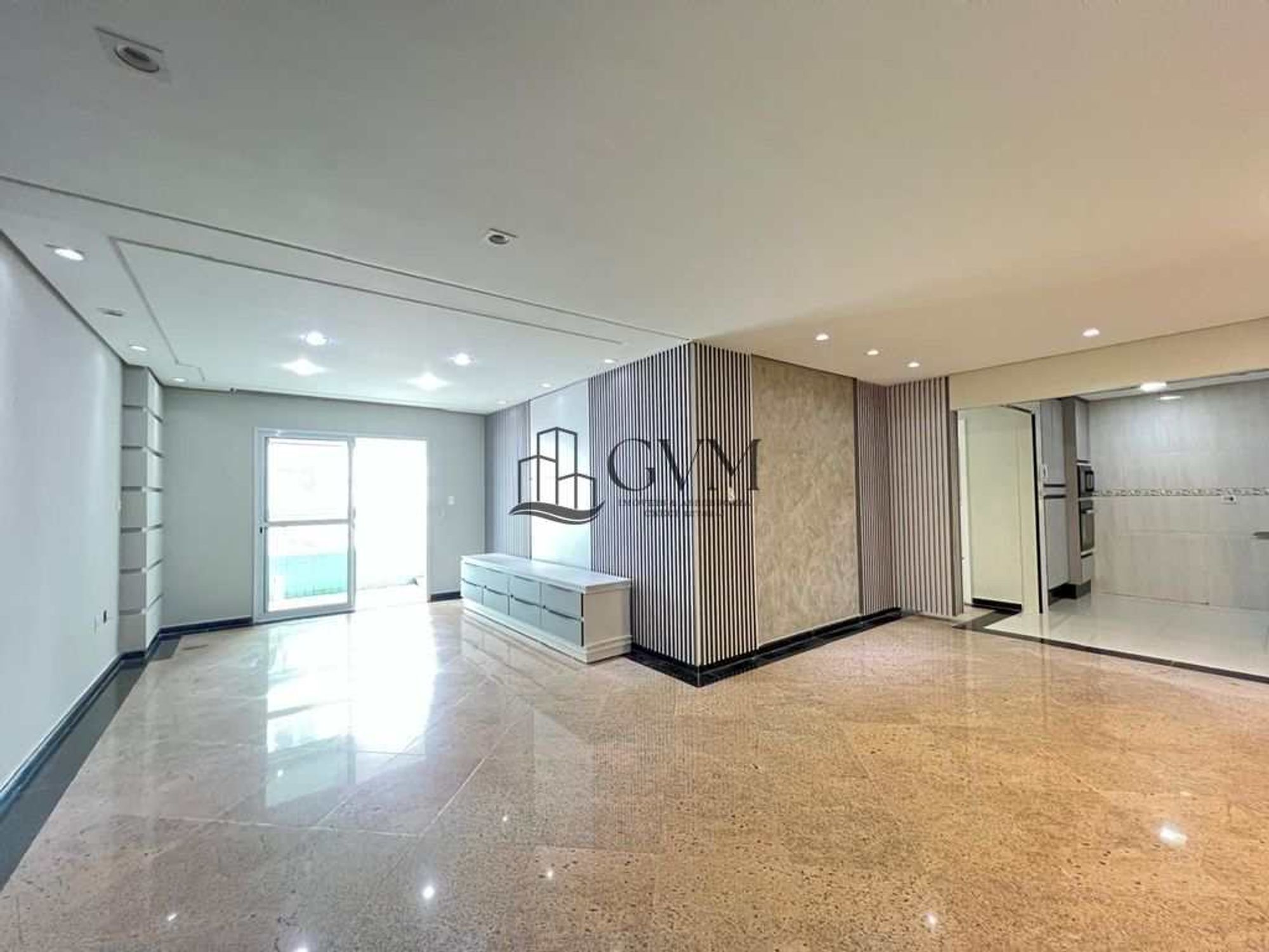 Mais fotos do imóvel 3 dormitórios no Canto do Forte com vista mar!