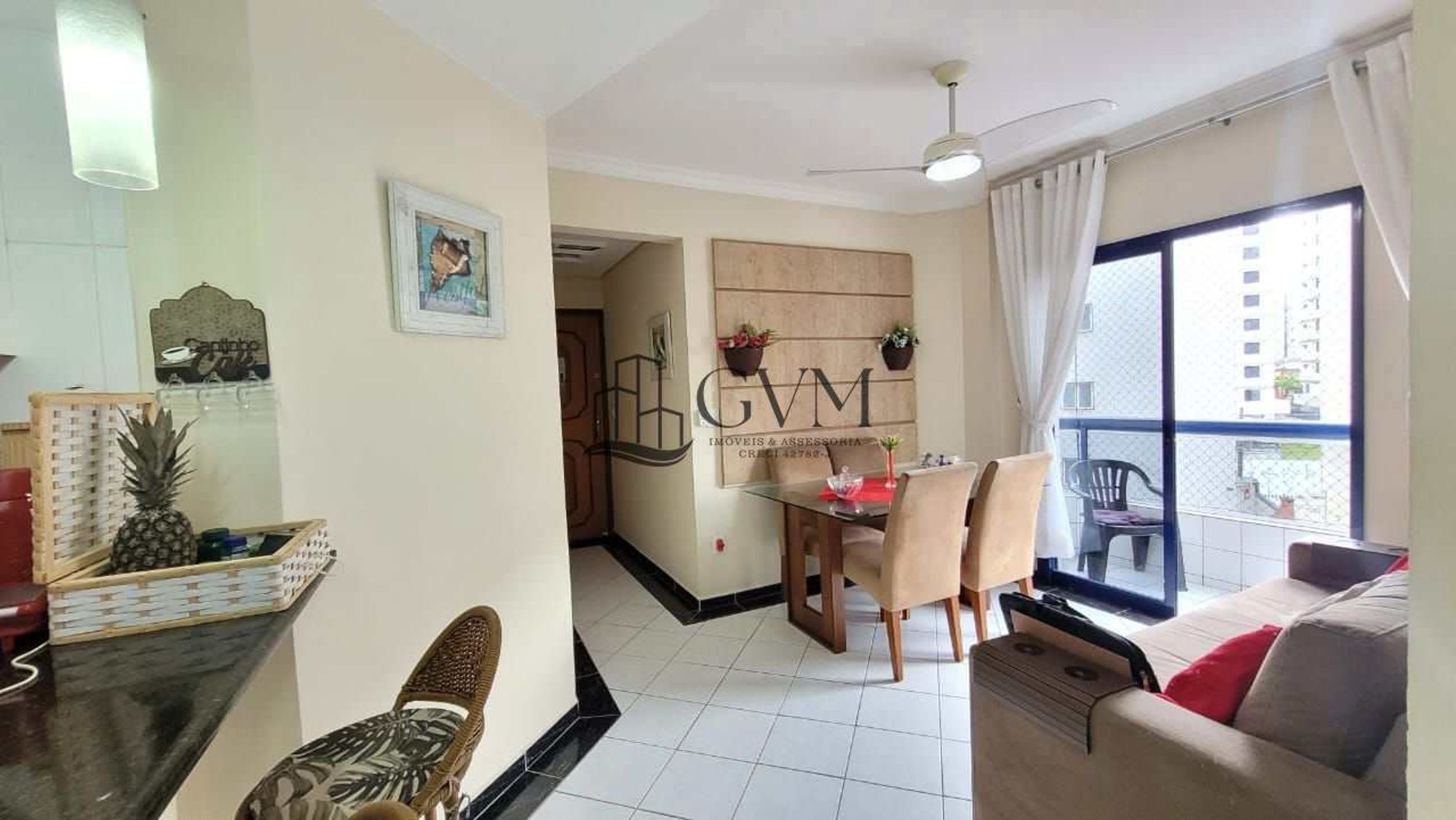 Interior do imóvel Apartamento com 2 quartos sendo uma suíte - Tupi - Praia Grande/SP