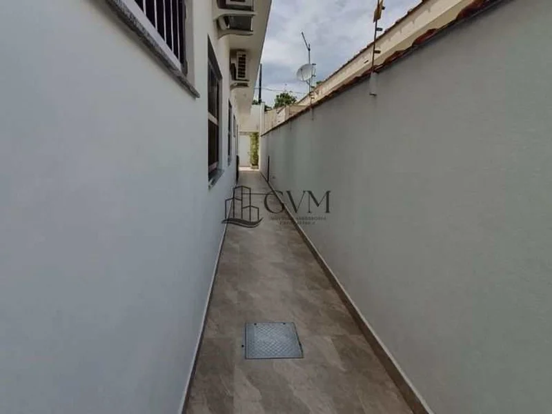 Ambiente do imóvel Casa de alto padrão no Canto do Forte, Praia Grande, SP.