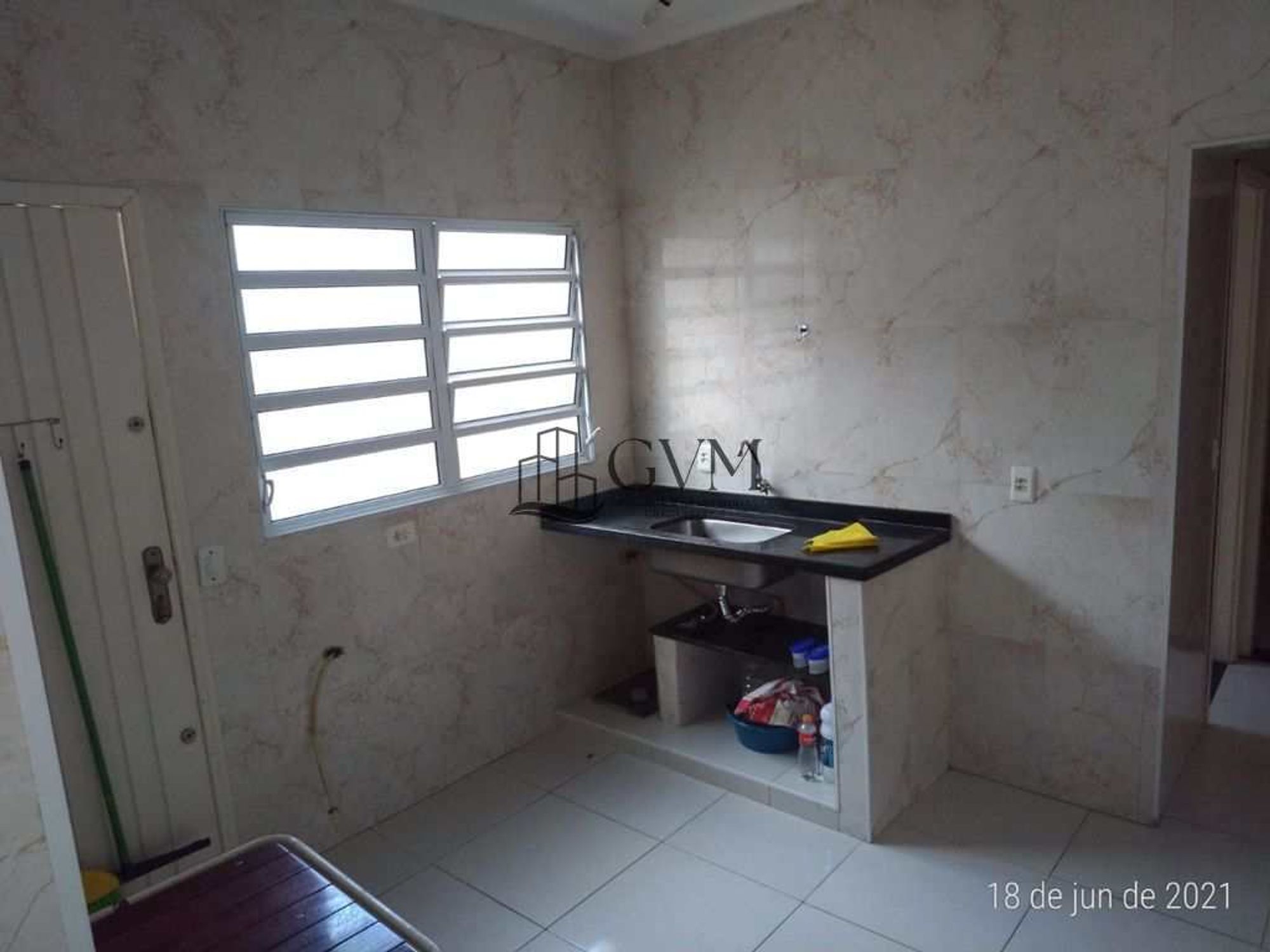 Foto 5 do imóvel Casa no Boqueirão em Praia Grande, SP.