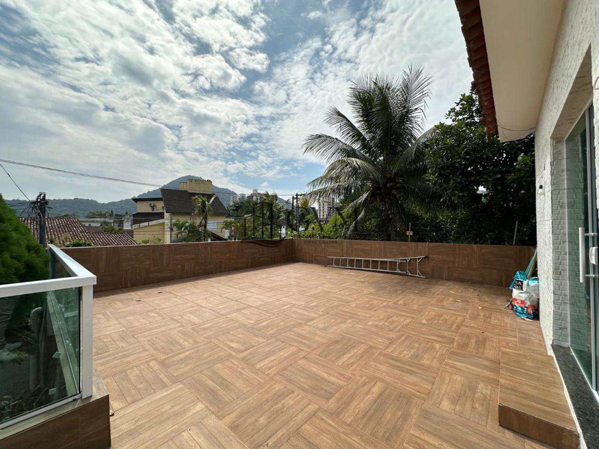 Mais fotos do imóvel Sobrado com 6 quartos, Canto do Forte, Praia Grande