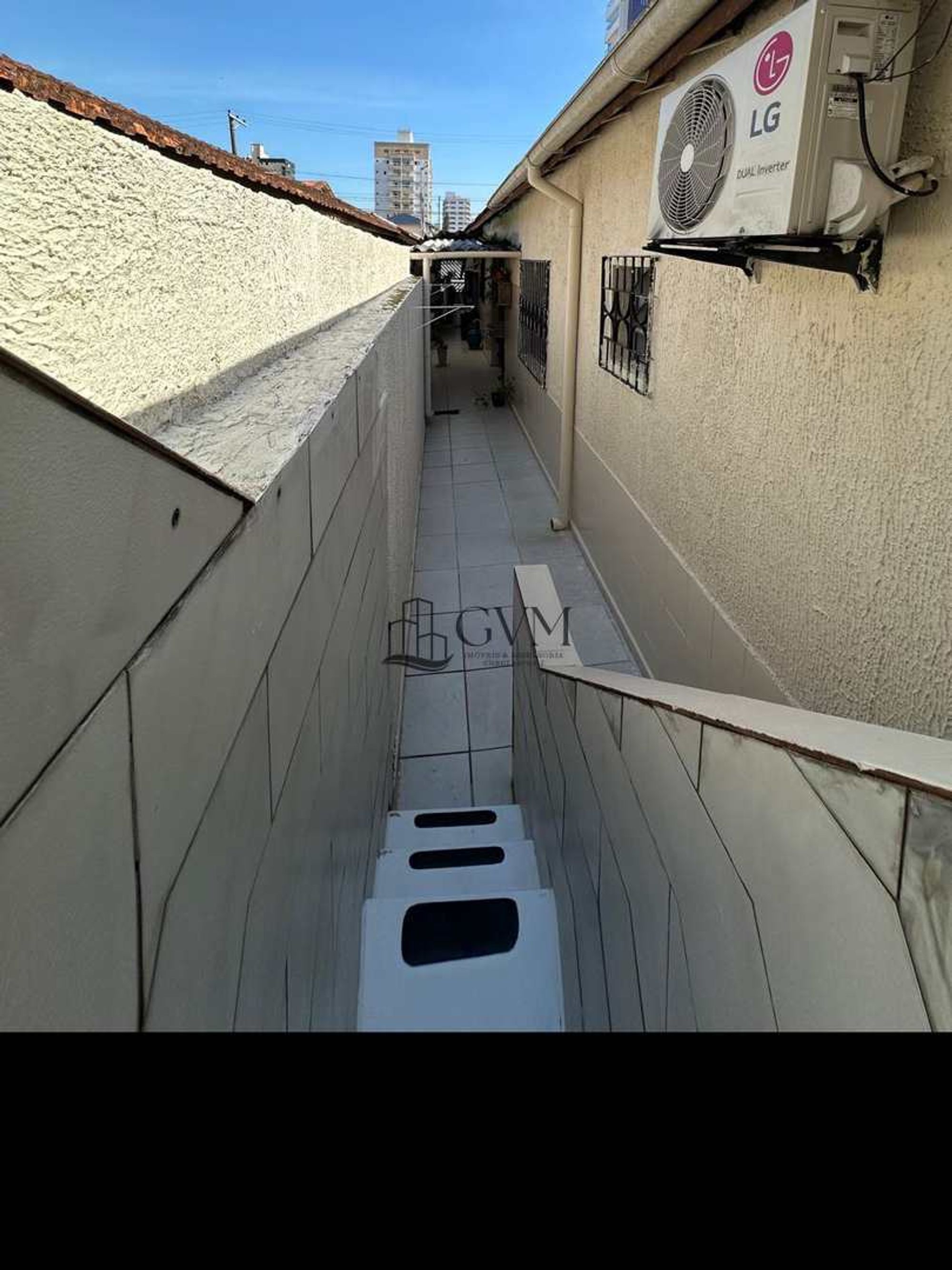 Mais fotos do imóvel Casa com 2 quartos, na Guilhermina, Praia Grande