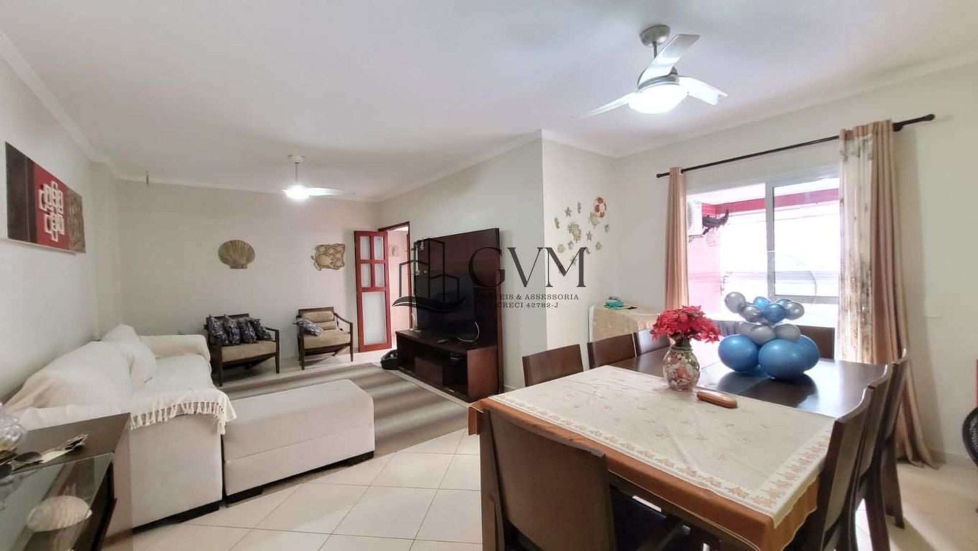 Interior do imóvel Apartamento com 3 quartos sendo uma suíte - Canto do Forte - Praia Grande/SP