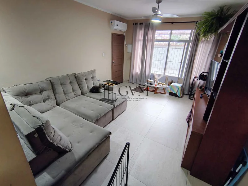 Interior do imóvel Casa com 2 quartos, Parque Bitaru, São Vicente