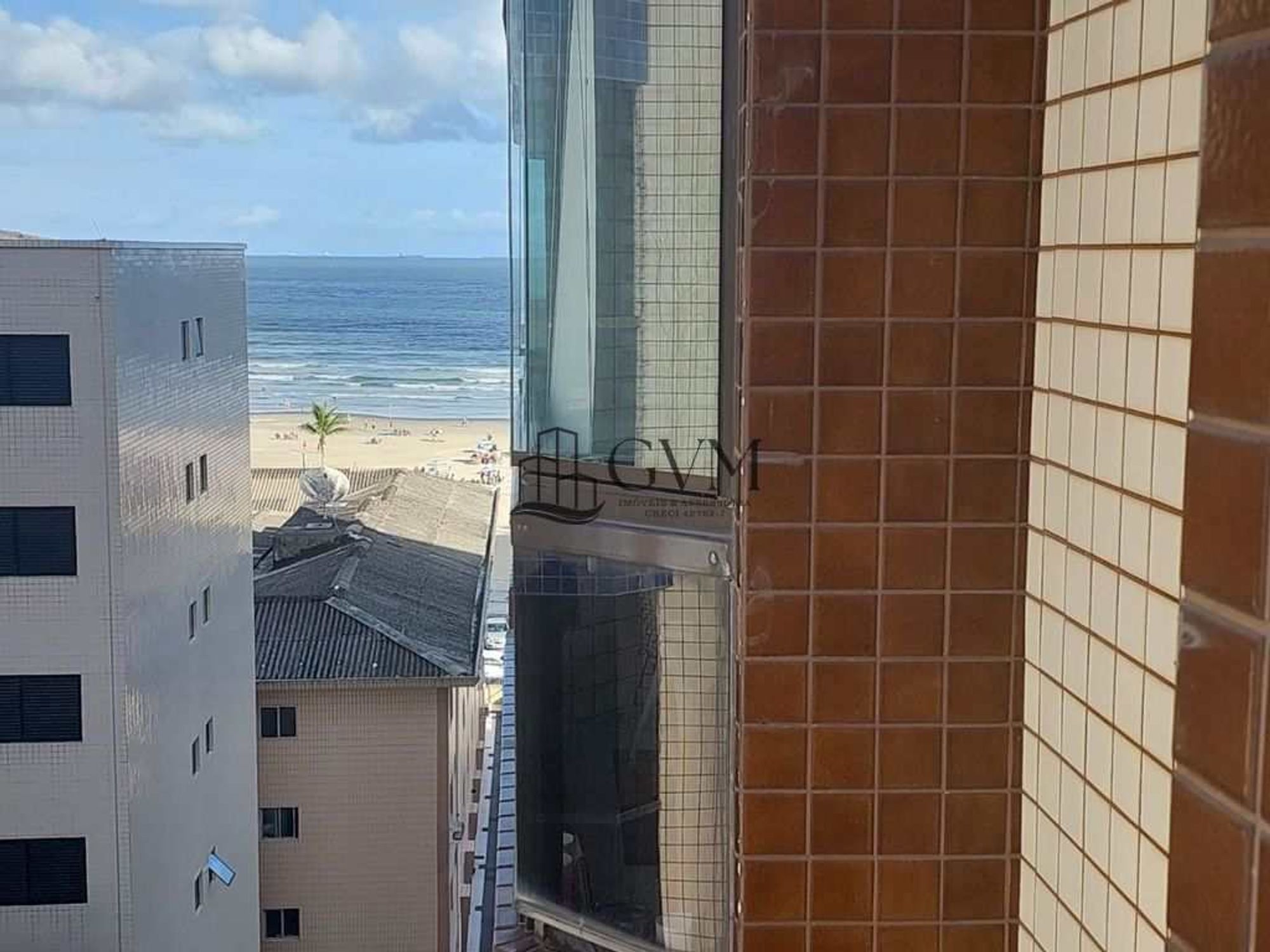 Foto 6 do imóvel Apartamento de 2 quartos na Guilhermina, Praia Grande, SP.