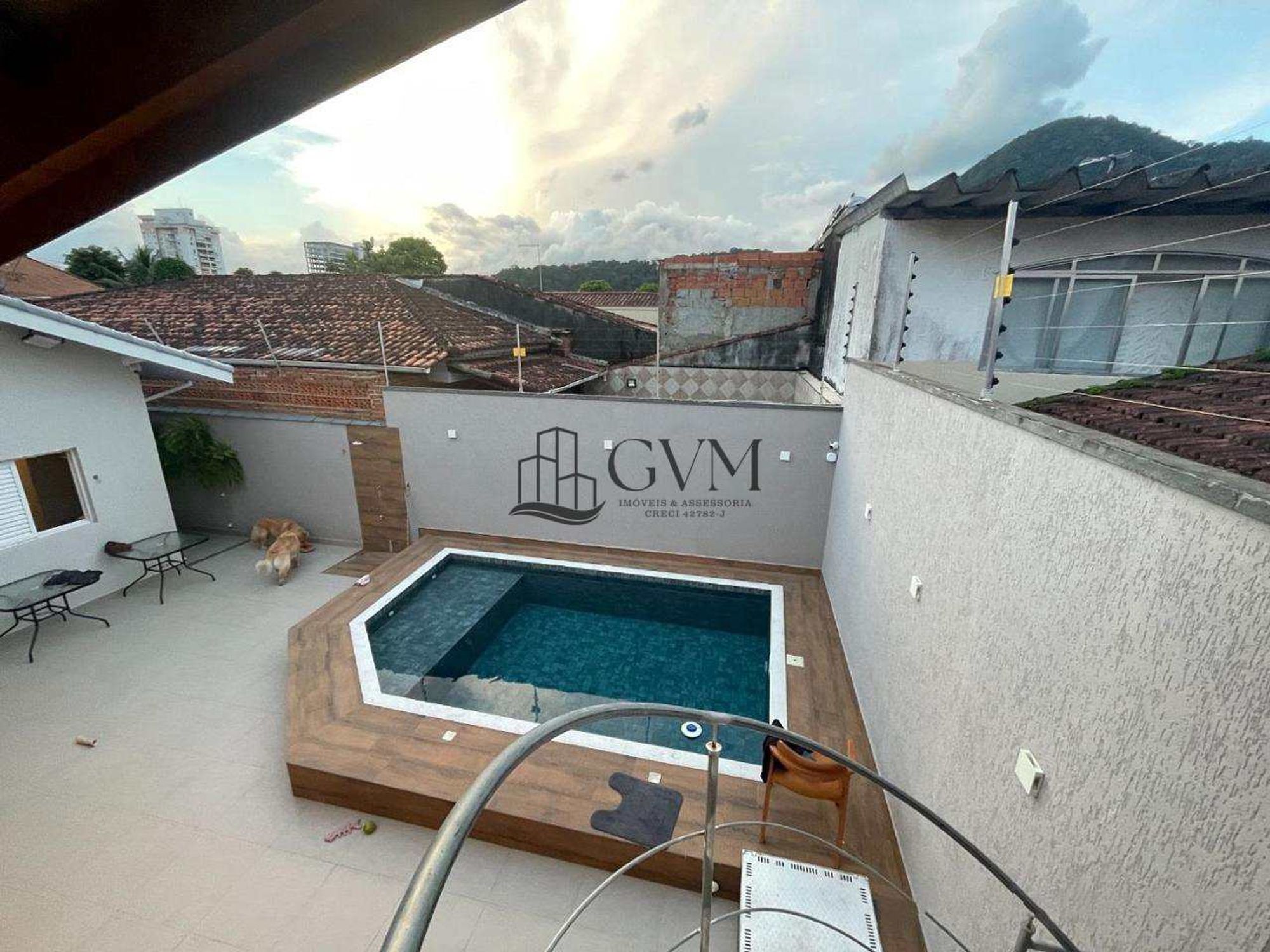 Interior do imóvel Casa com 4 quartos, Canto do Forte, Praia Grande