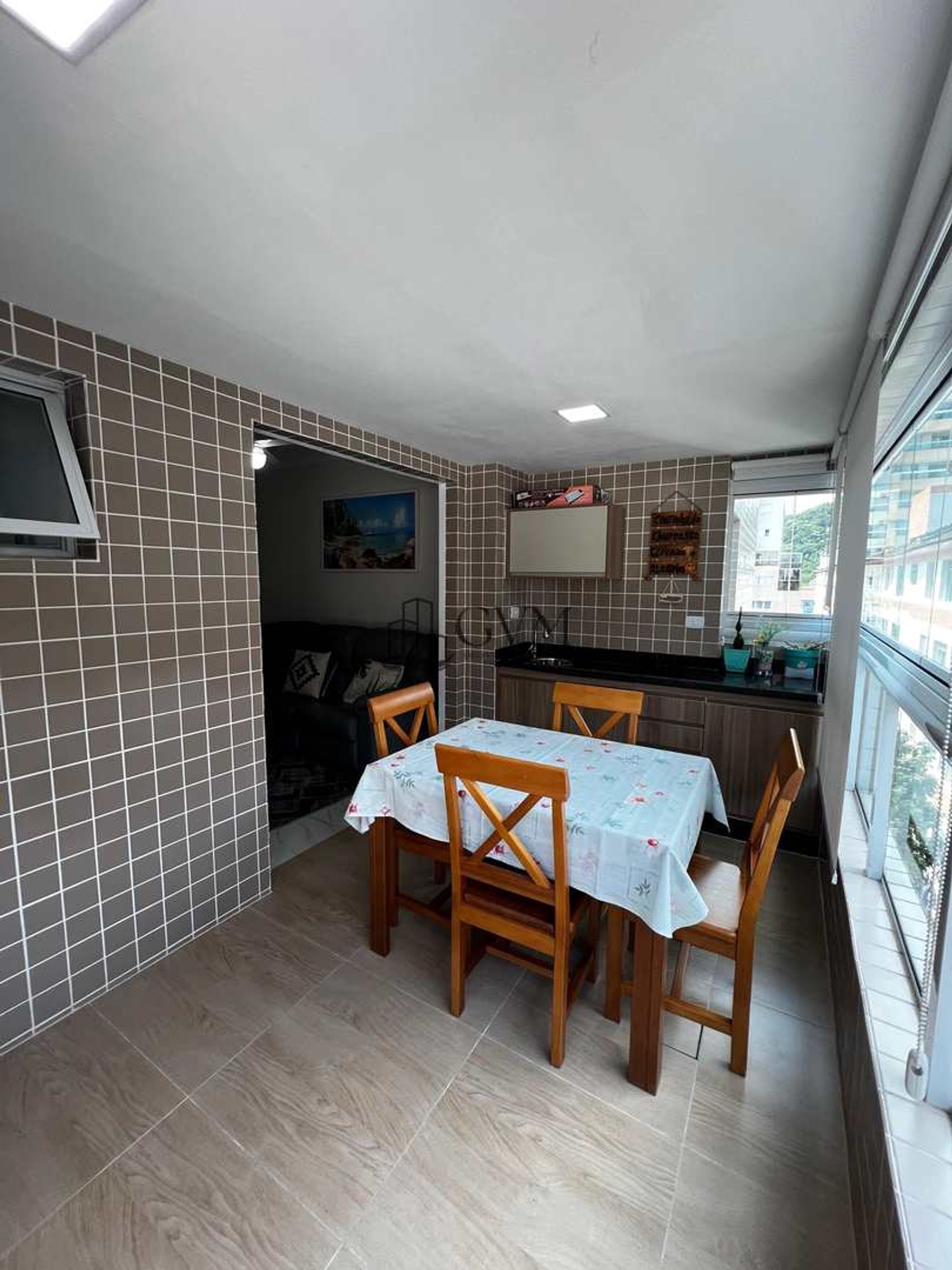 Interior do imóvel Apartamento com 2 quartos, Canto do Forte, Praia Grande
