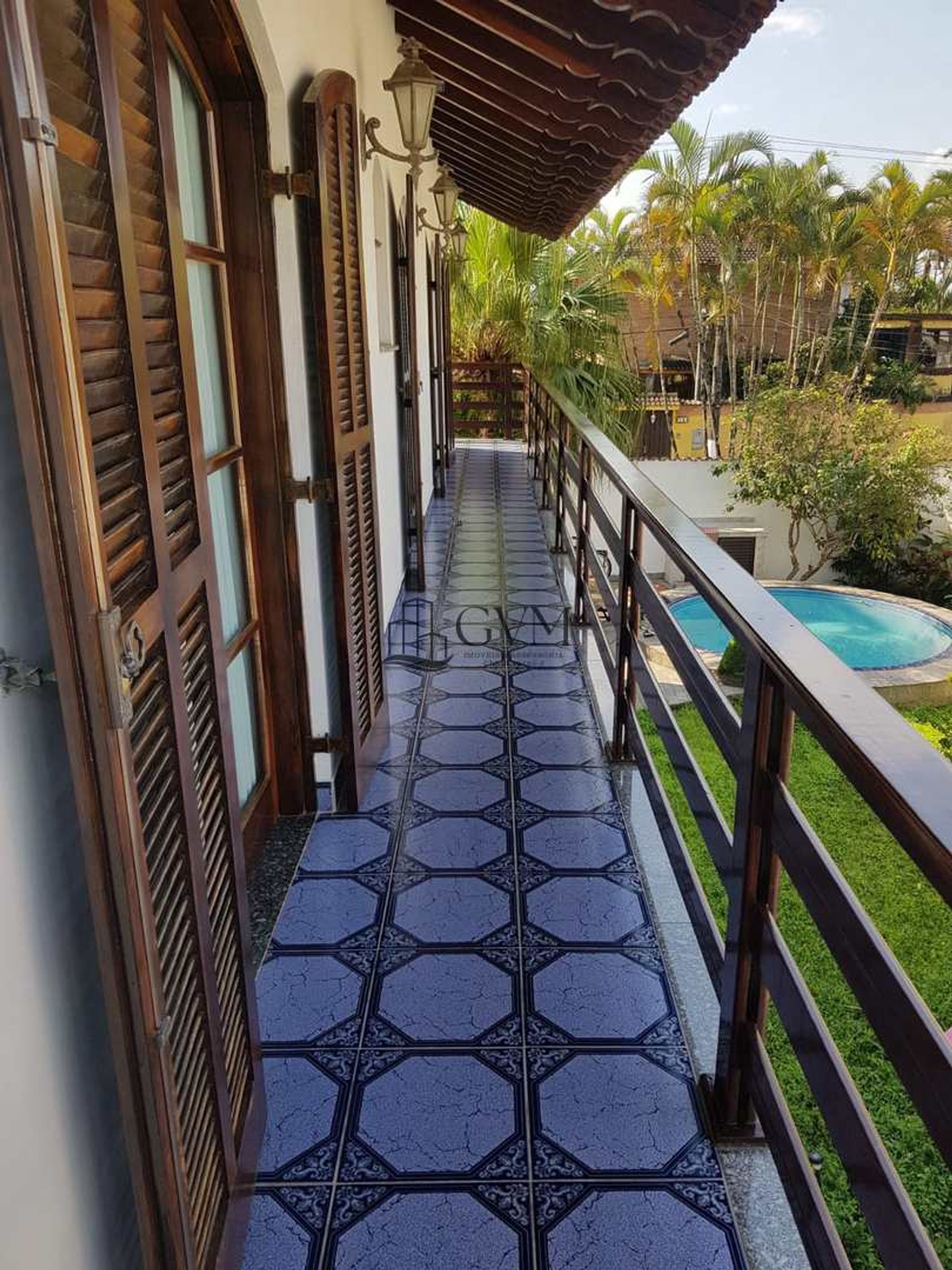 Foto 6 do imóvel Sobrado Alto Padrão no Flórida com Piscina e 3 Suítes