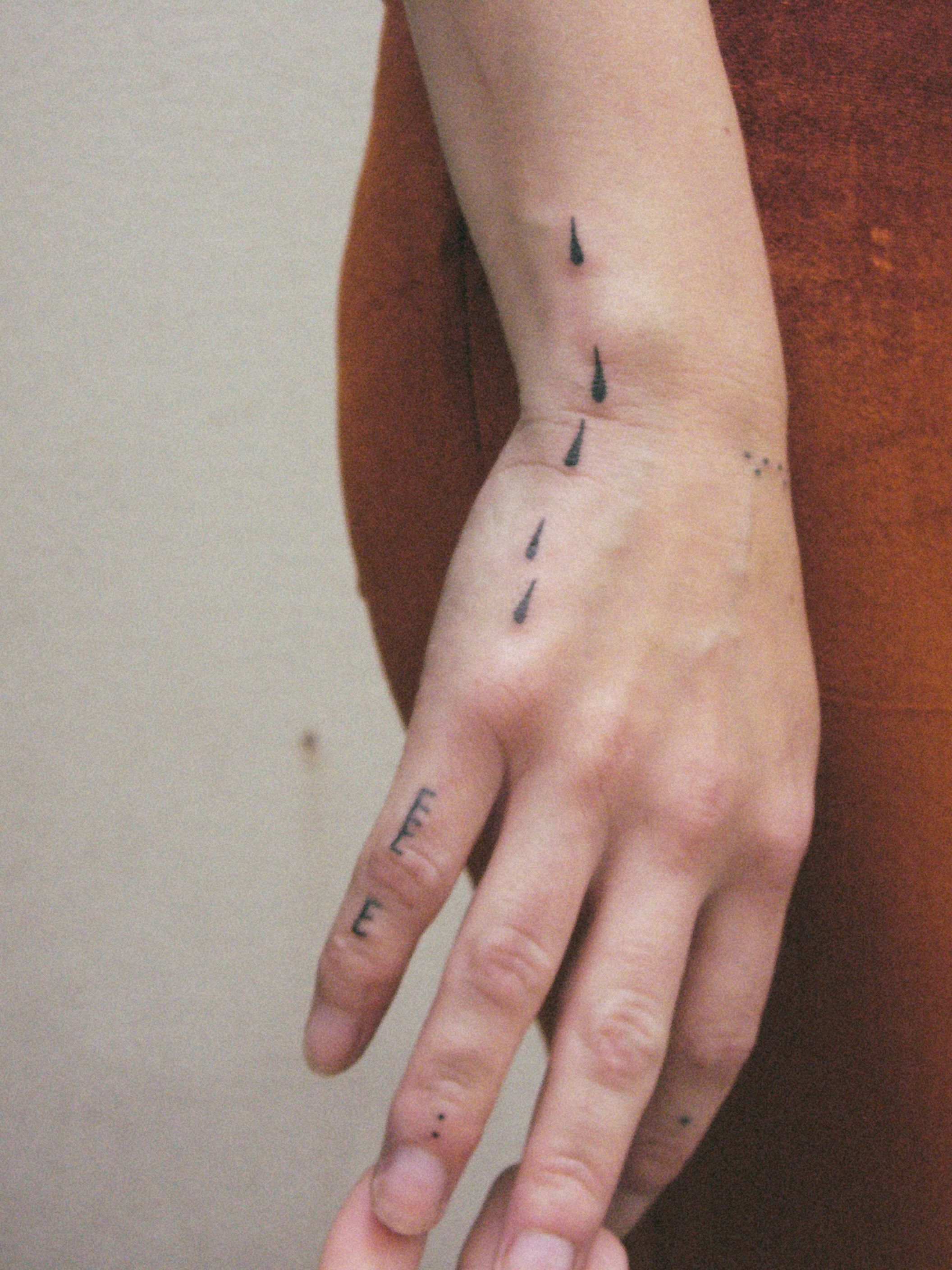 ornaments_hand
