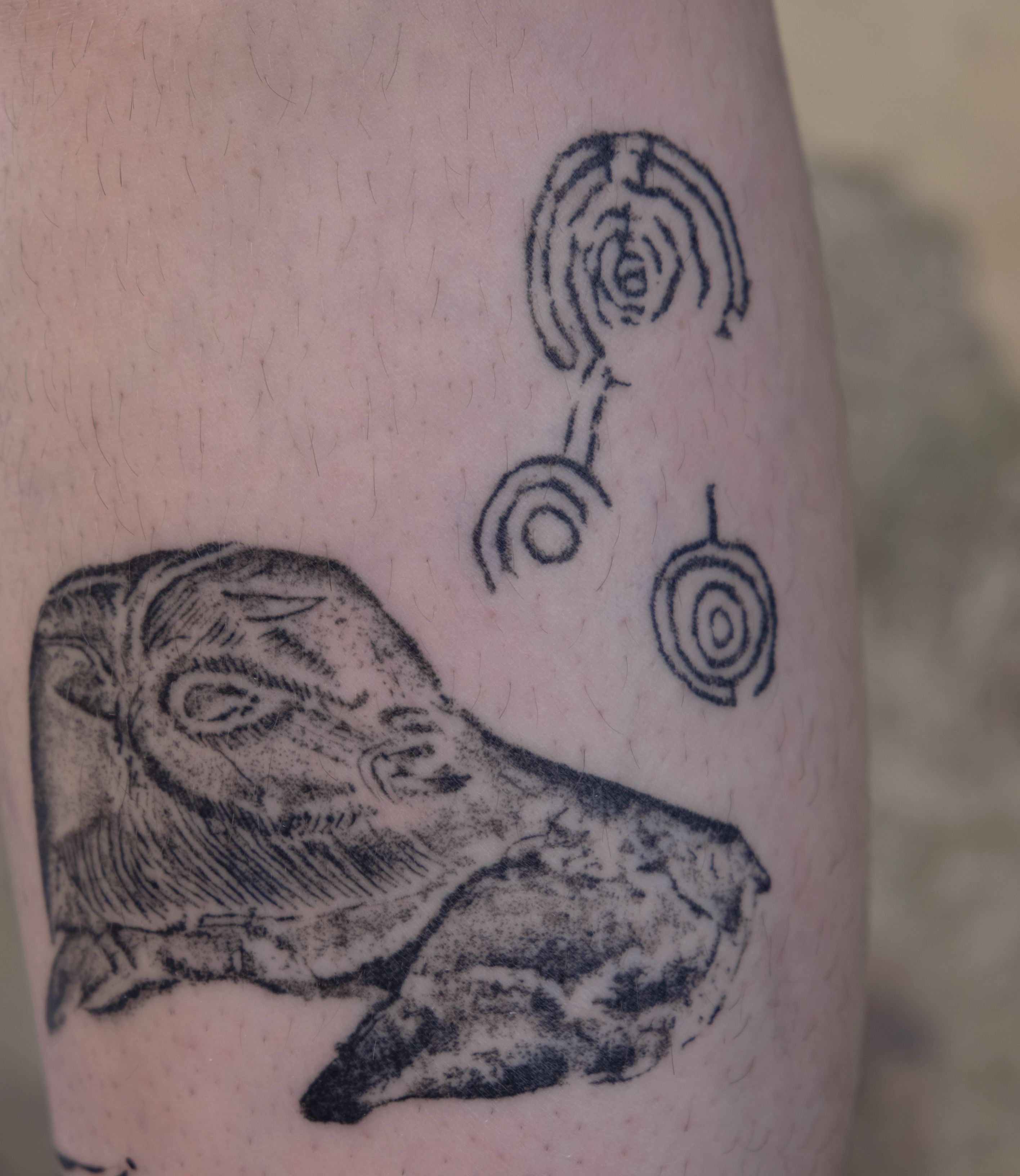 Bison, Madeleine, tattoo