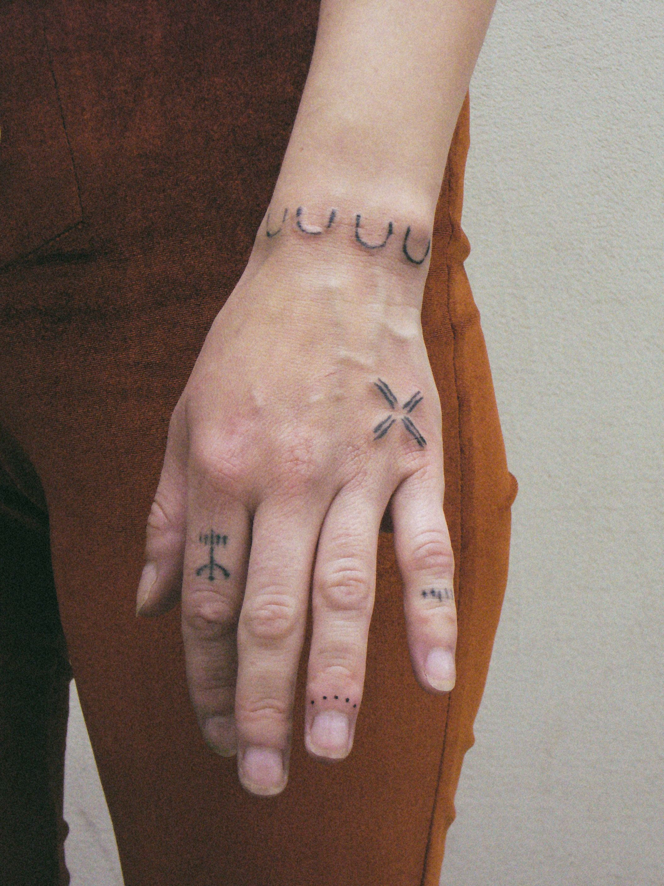 ornaments_hand