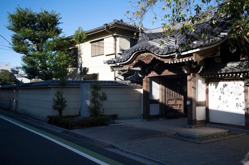 住宅すごろくの終焉：なぜ日本の若者は「30年住める家」を最初に選ぶのか？